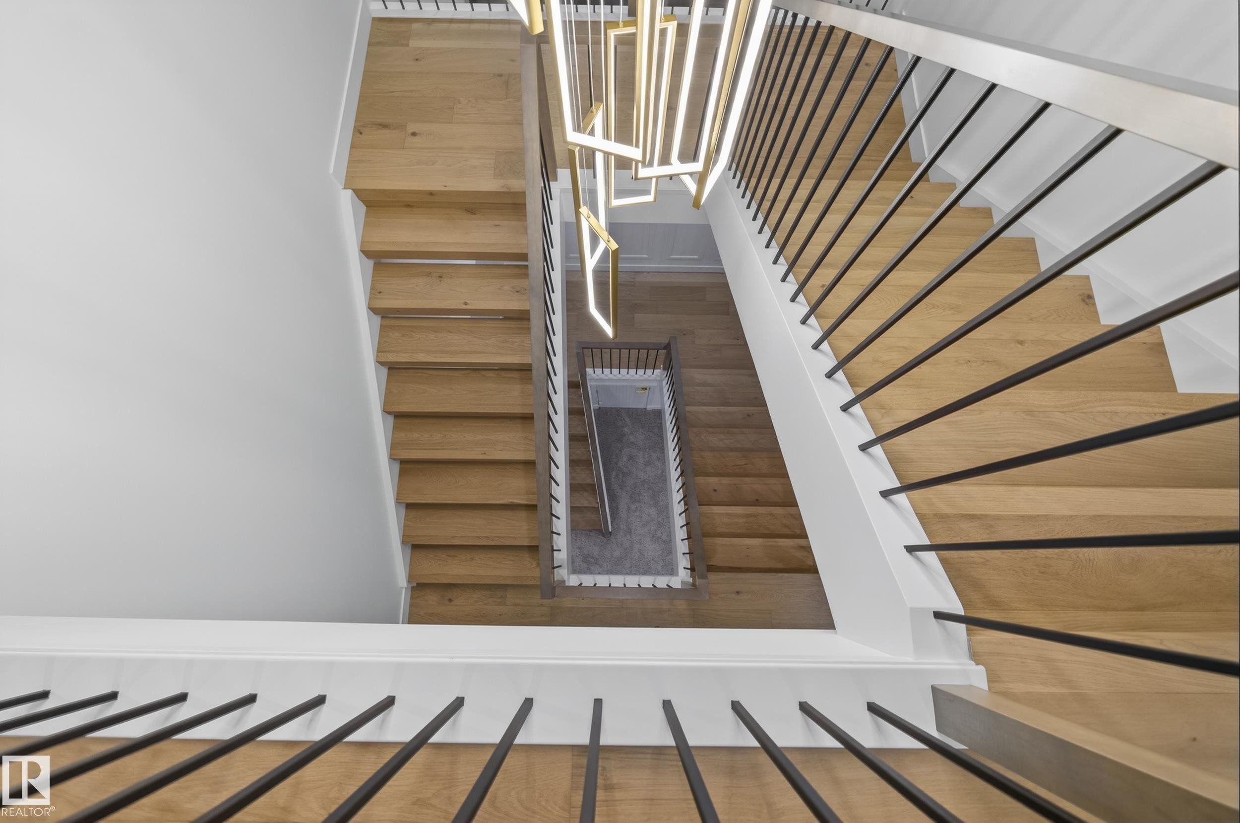 14320 Mackenzie Drive, Edmonton, AB - Indoor Photo Showing Other Room