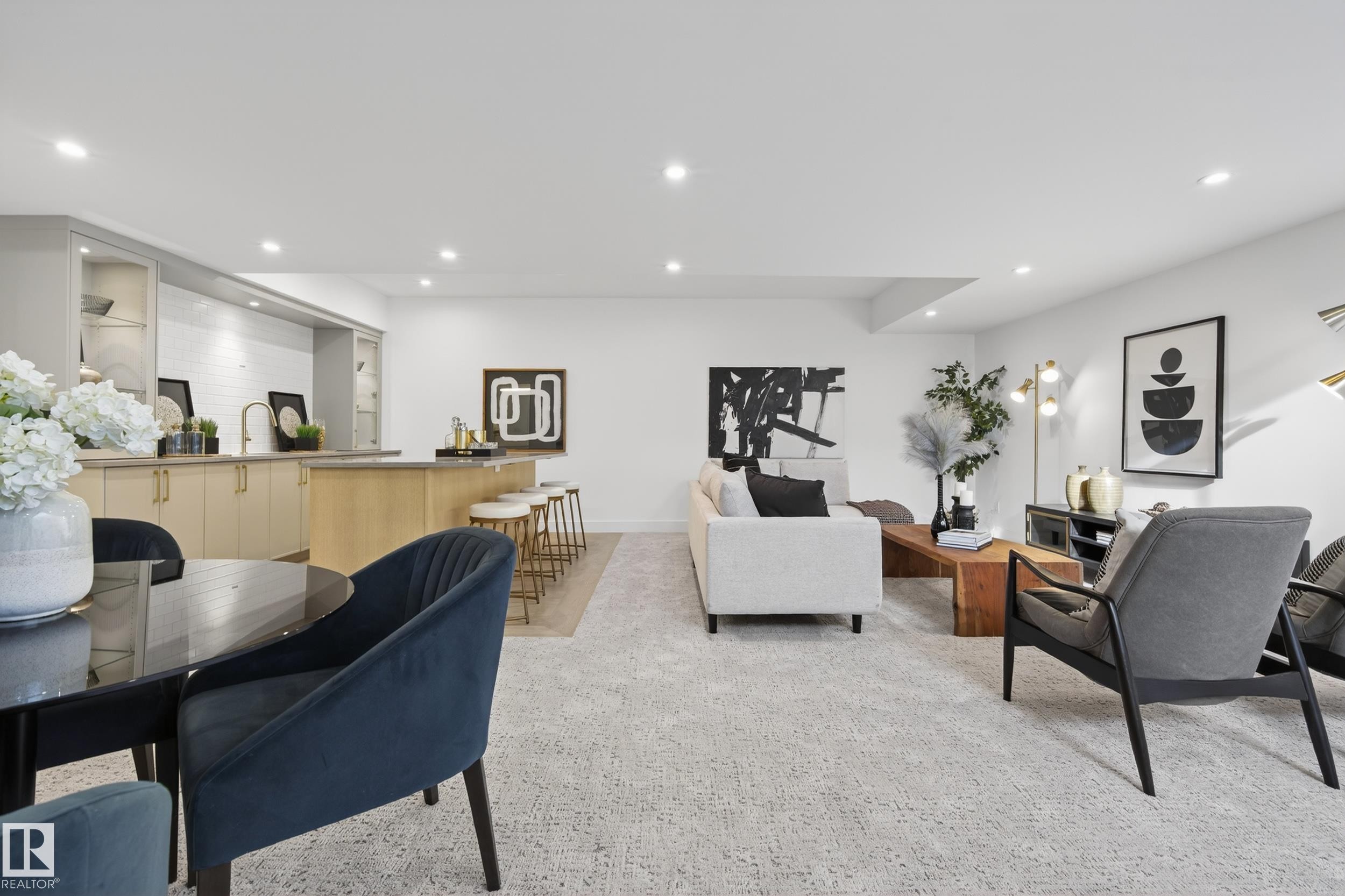 14320 Mackenzie Drive, Edmonton, AB - Indoor