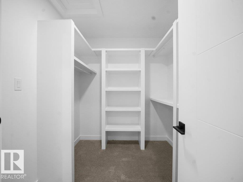 3312 Chickadee Dr, Edmonton, AB - Indoor With Storage