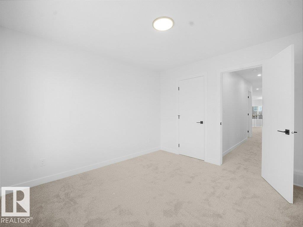 3312 Chickadee Dr, Edmonton, AB - Indoor Photo Showing Other Room