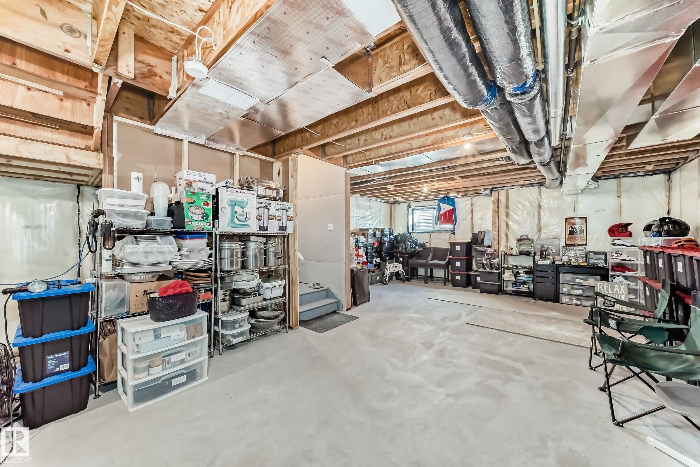 View of basement - 3569 Erlanger Link, Edmonton, AB - Indoor Photo Showing Basement