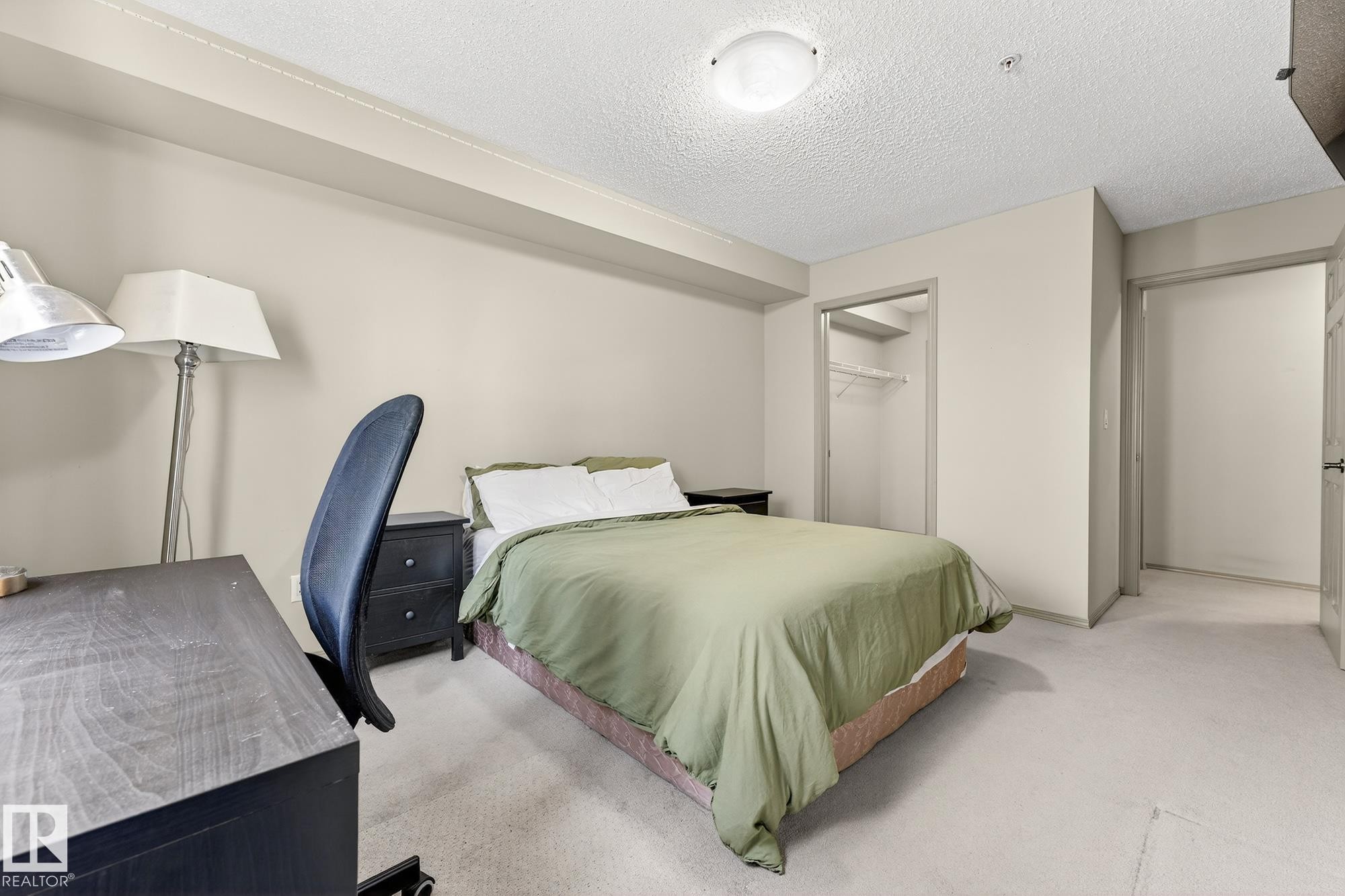 108 10403 98 Avenue, Edmonton, AB - Indoor Photo Showing Bedroom