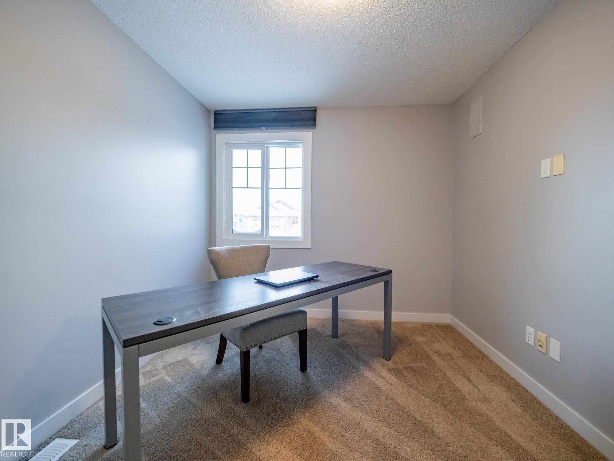 4211 Charles Close, Edmonton, AB - Indoor Photo Showing Office