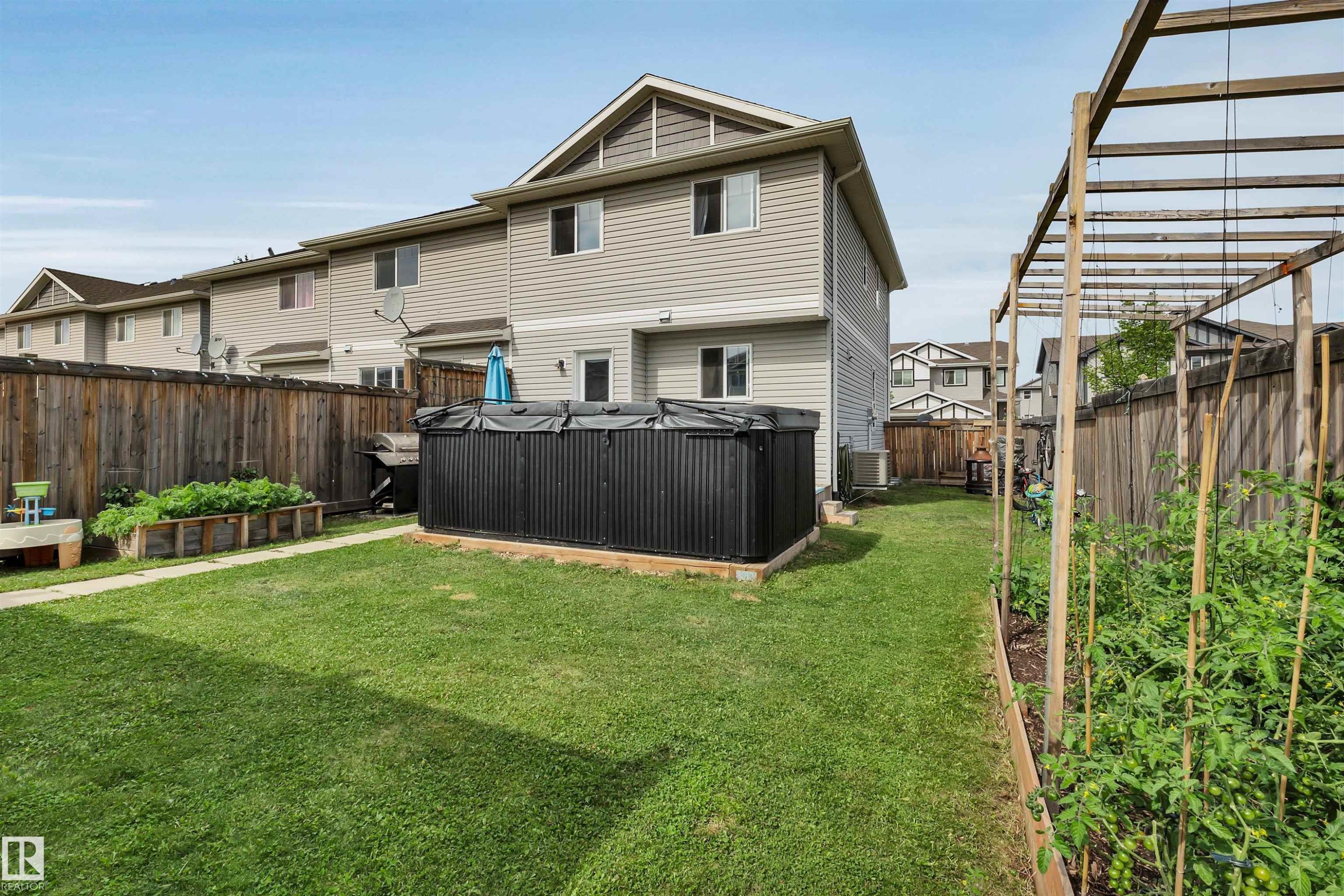 3003 16 Avenue, Edmonton, AB - Outdoor