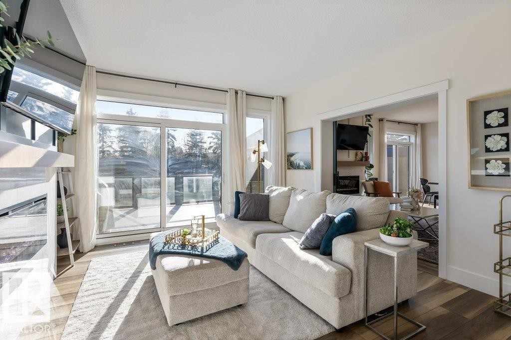 67 Jamison Crescent, St. Albert, AB - Indoor Photo Showing Living Room With Fireplace