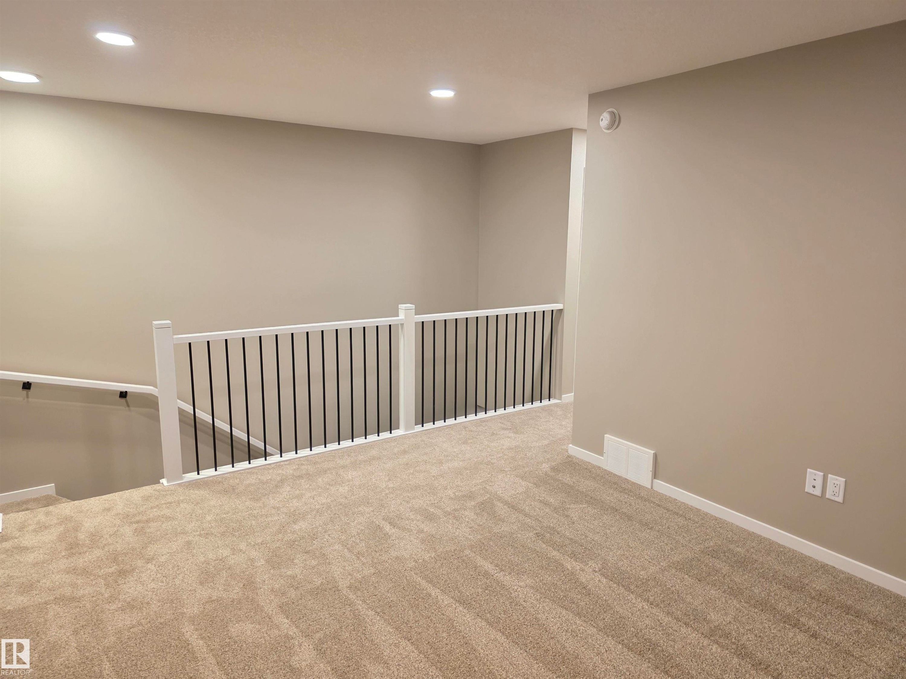 11 Sereno Lane, Fort Saskatchewan, AB - Indoor Photo Showing Other Room