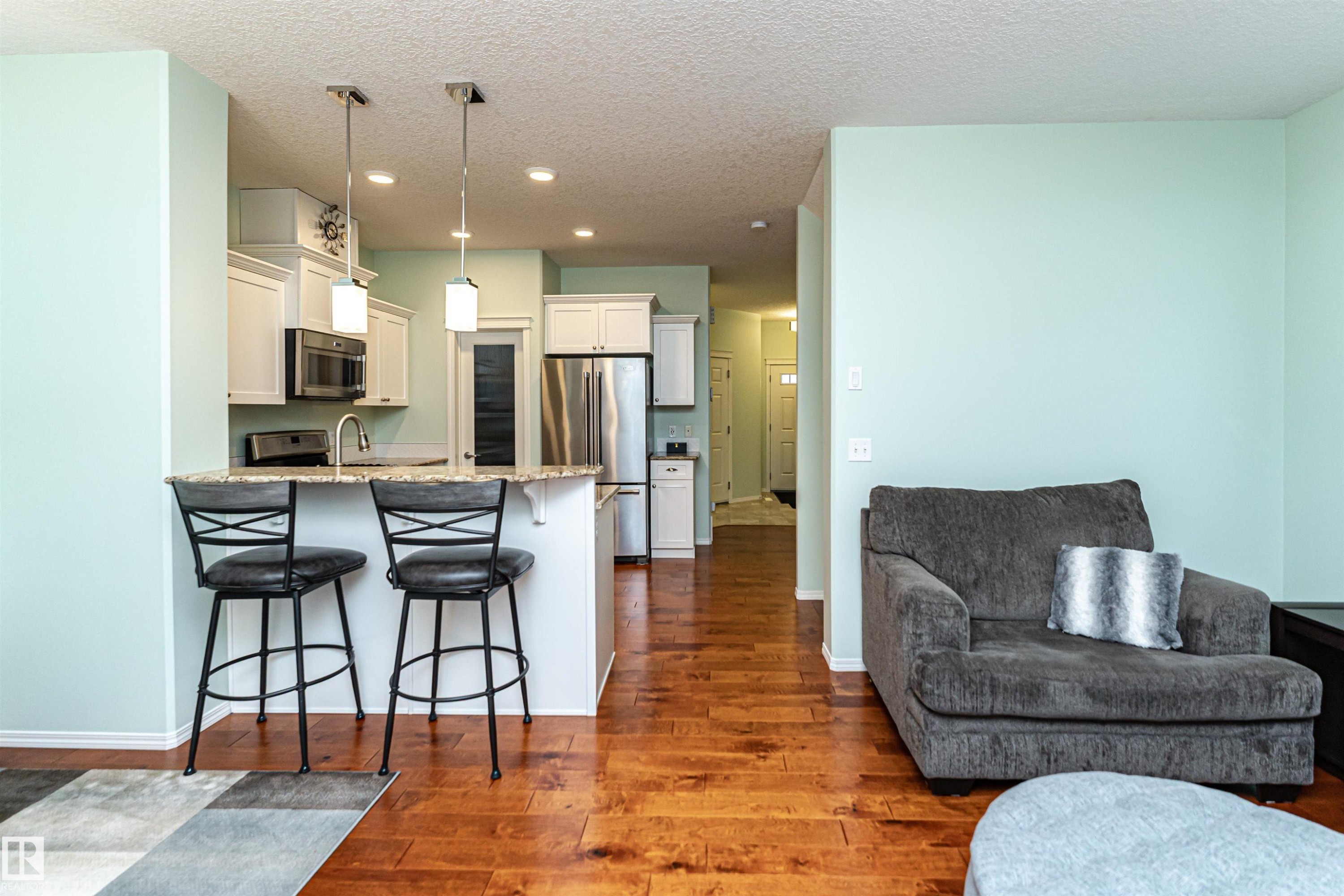 7003 174 Avenue Nw, Edmonton, AB - Indoor