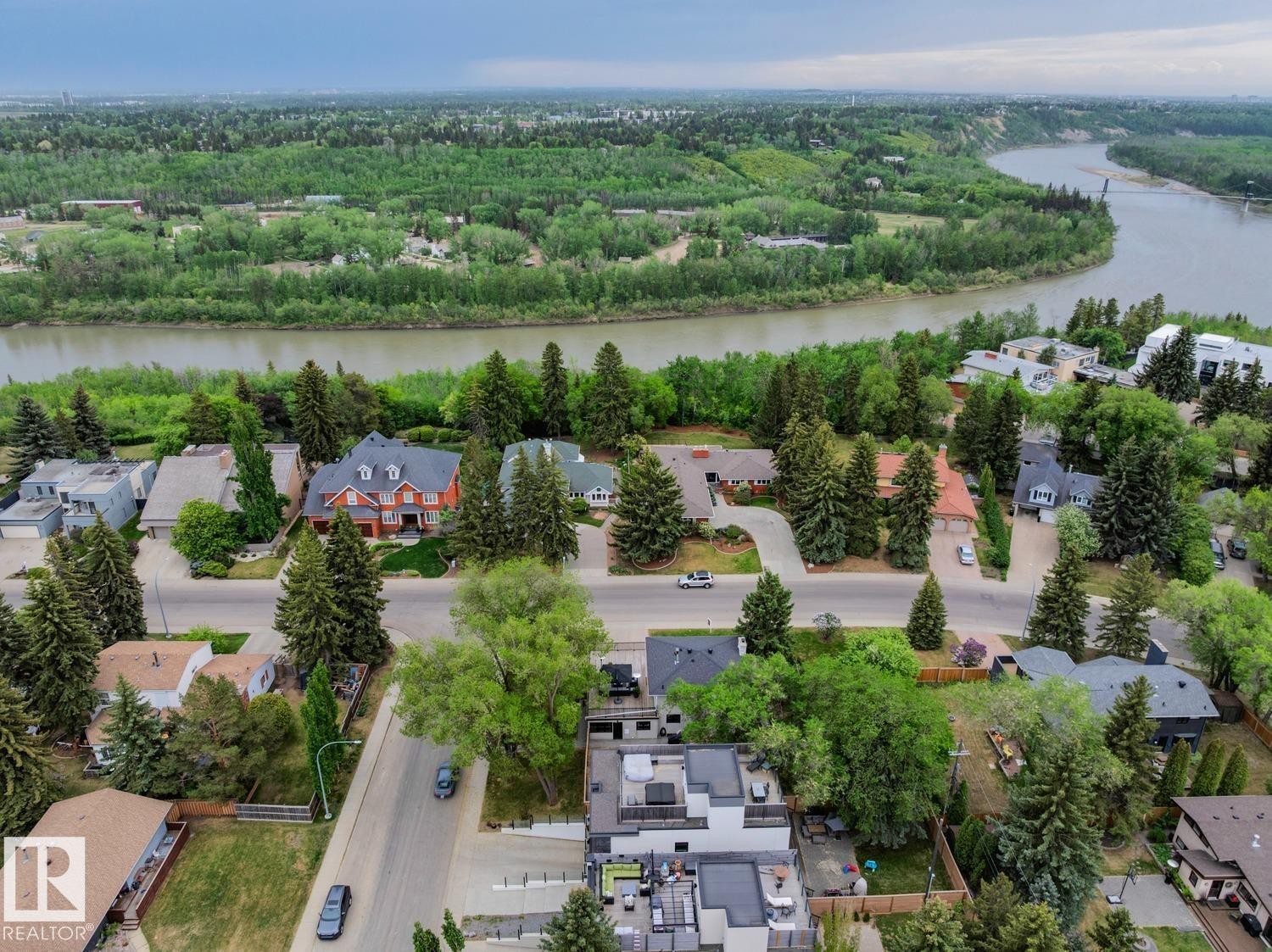 15504 Rio Terrace Drive, Edmonton, AB - Outdoor With View