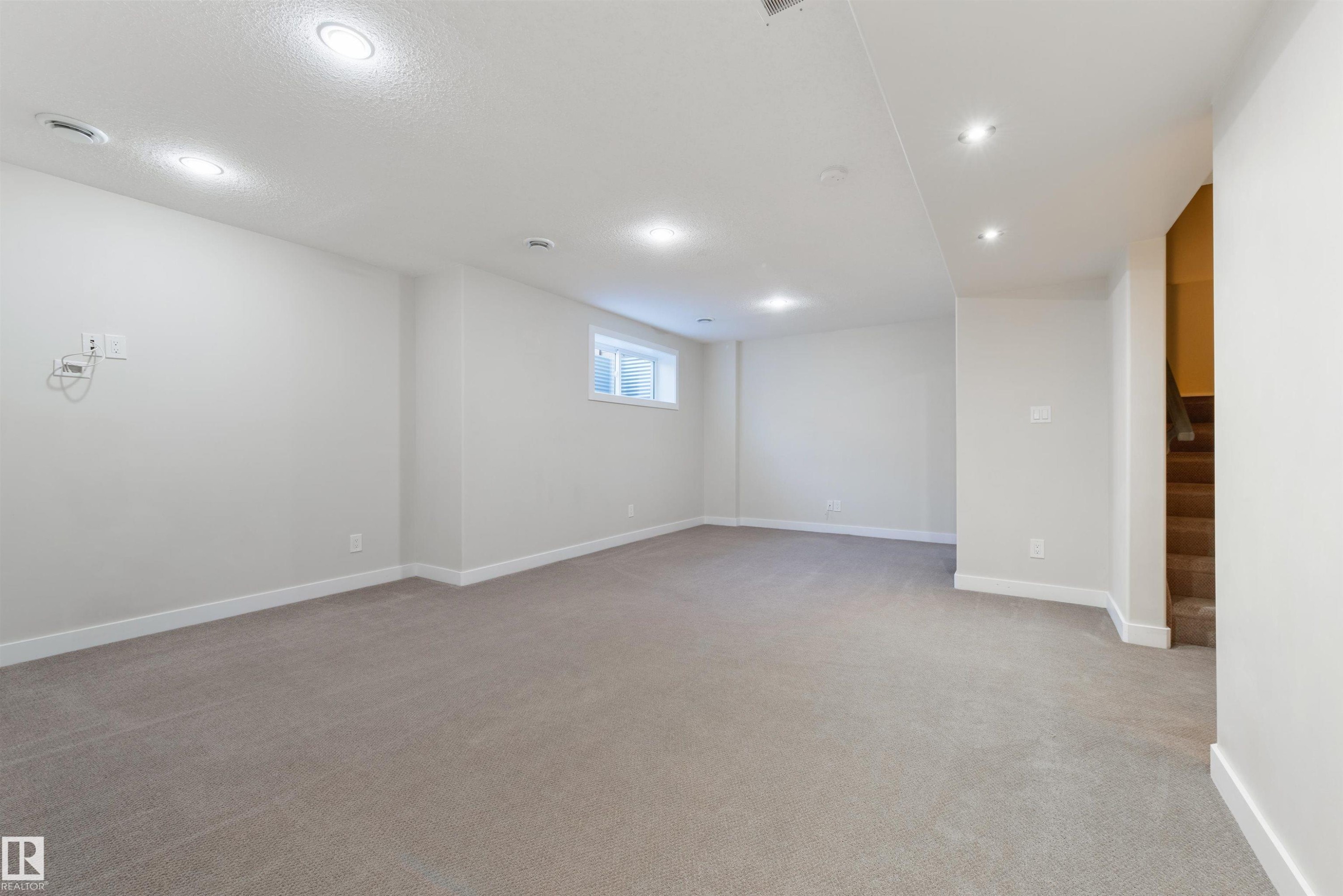 2328 Ware Crescent, Edmonton, AB - Indoor