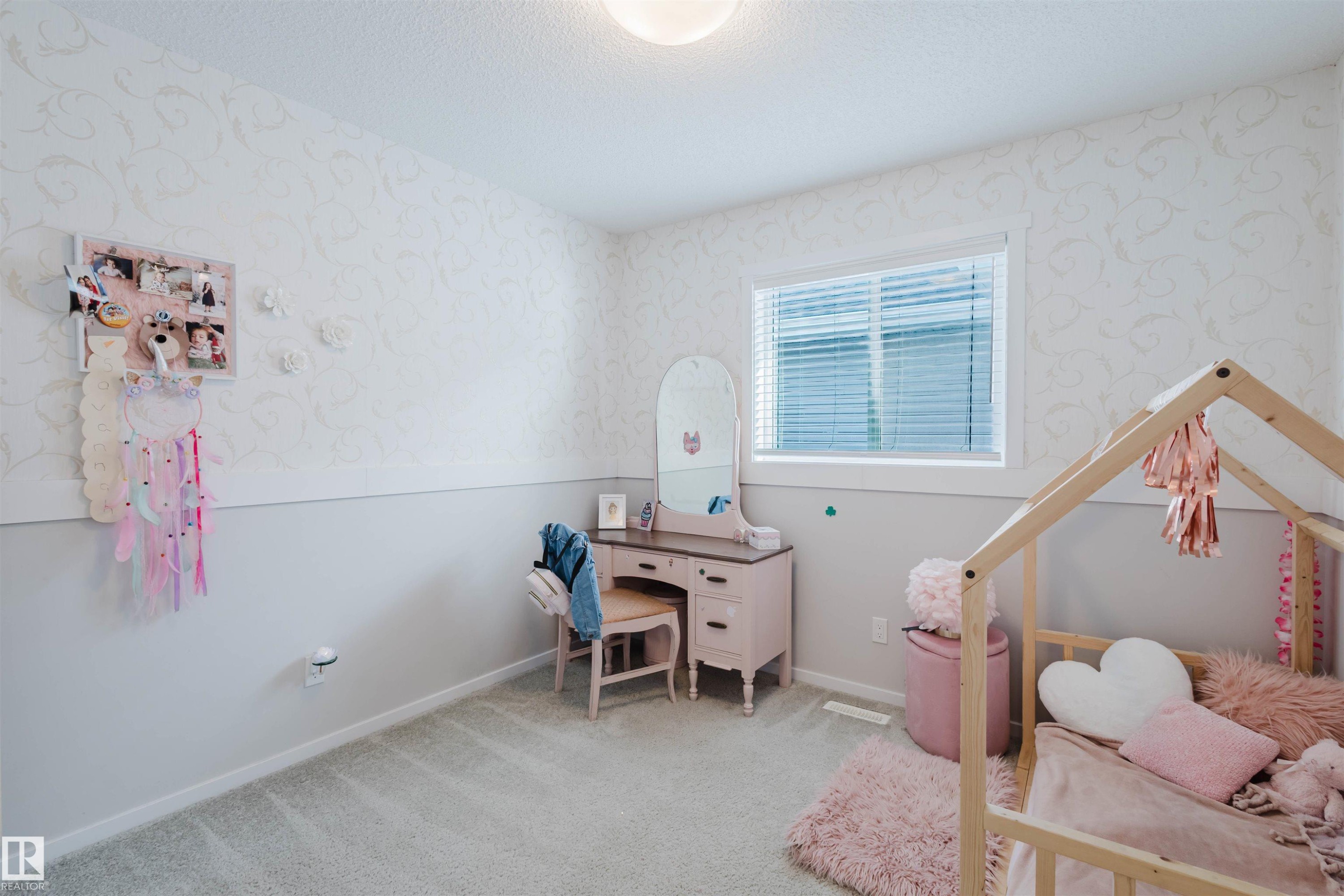 20741 98A Avenue, Edmonton, AB - Indoor Photo Showing Other Room