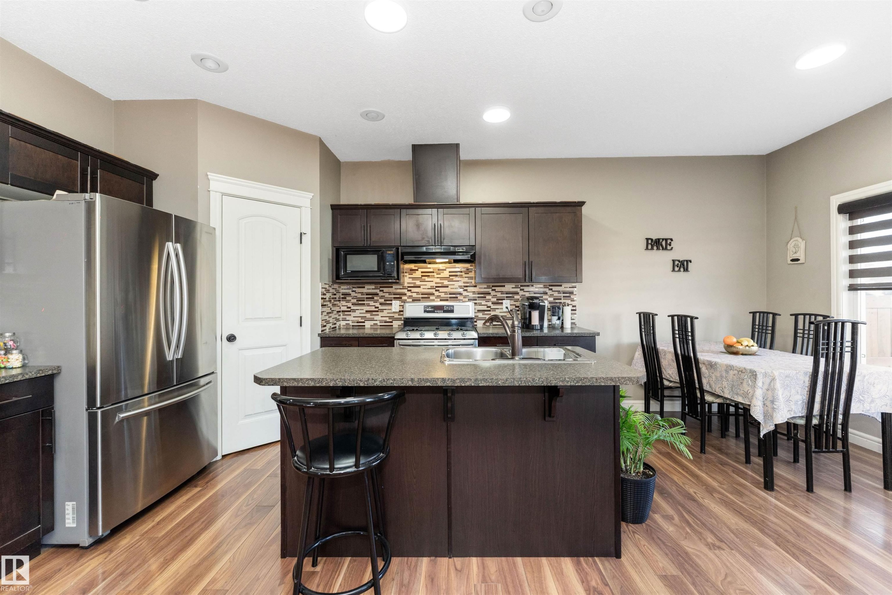1904 118 Street, Edmonton, AB