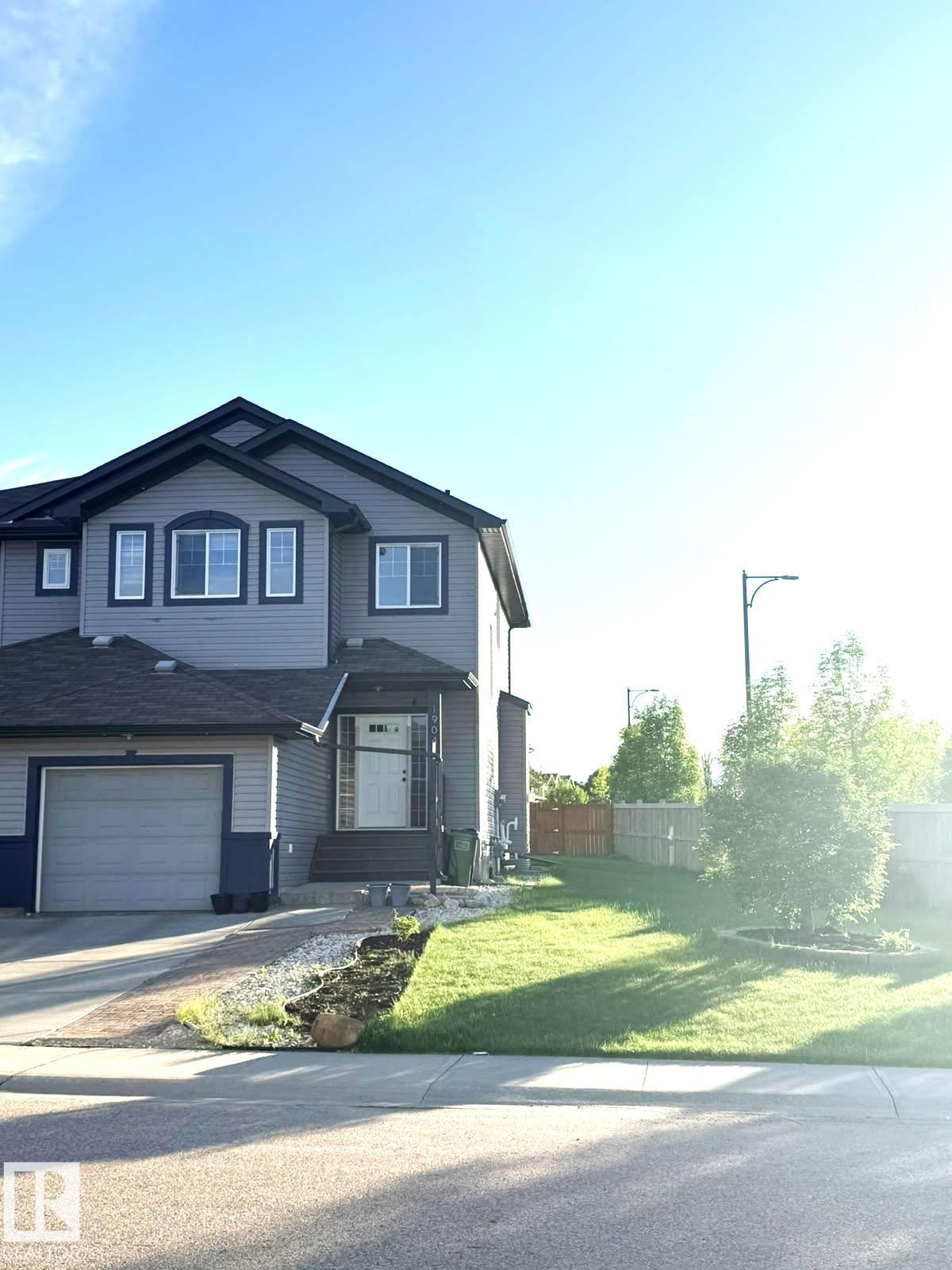 1904 118 Street, Edmonton, AB