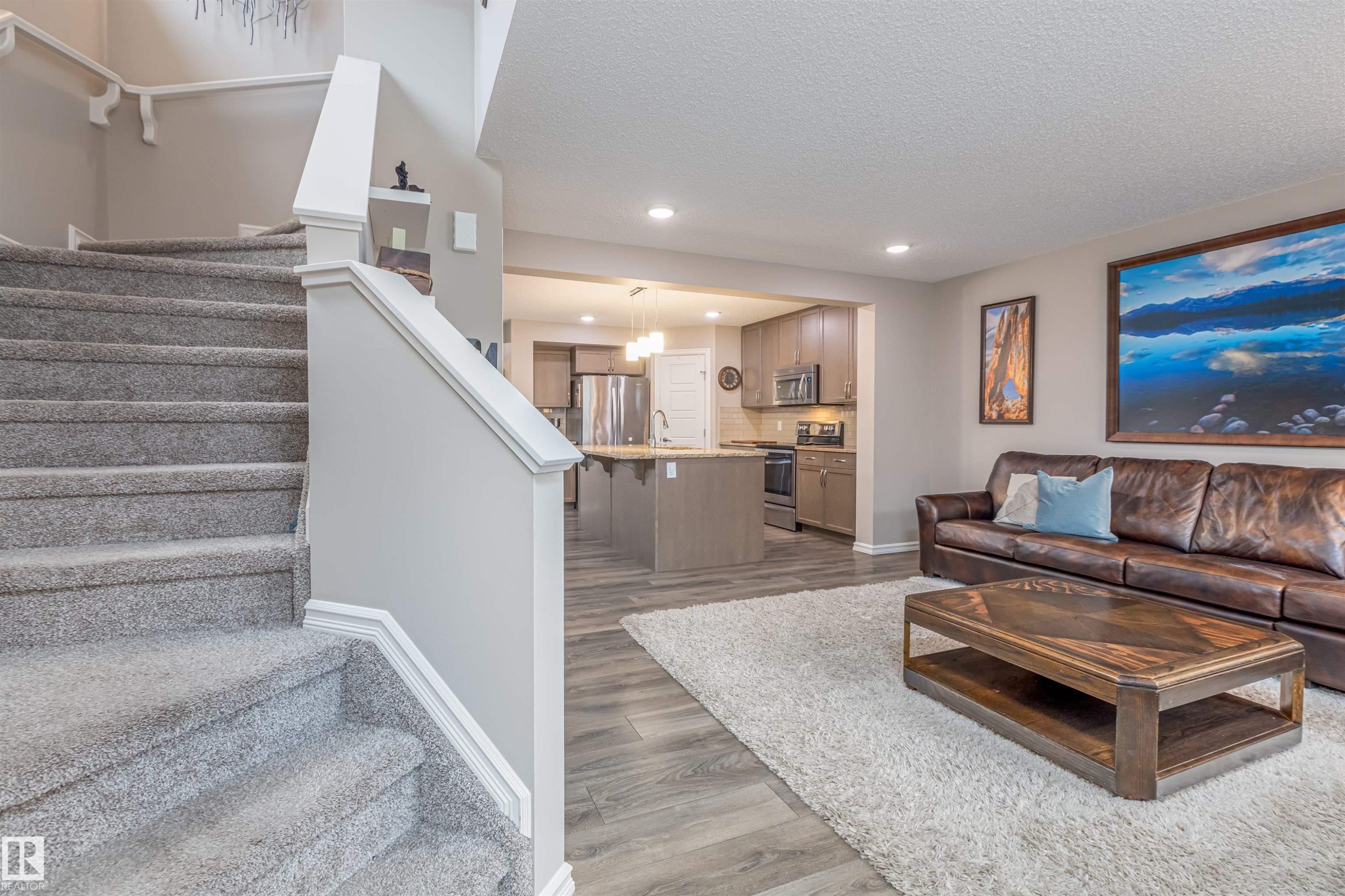 816 35 Avenue, Edmonton, AB - Indoor