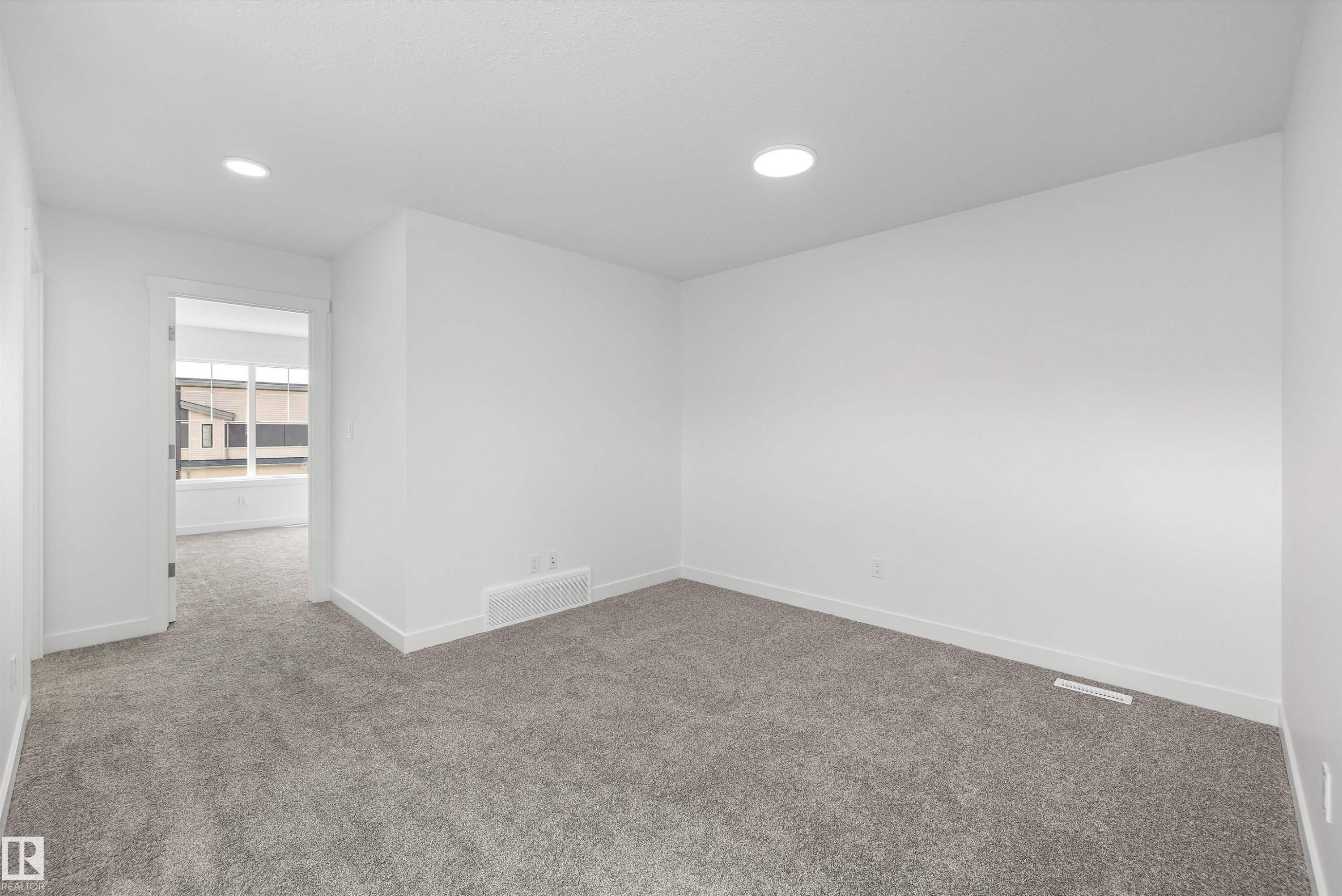 4503 Warbler Loop, Edmonton, AB - Indoor Photo Showing Other Room