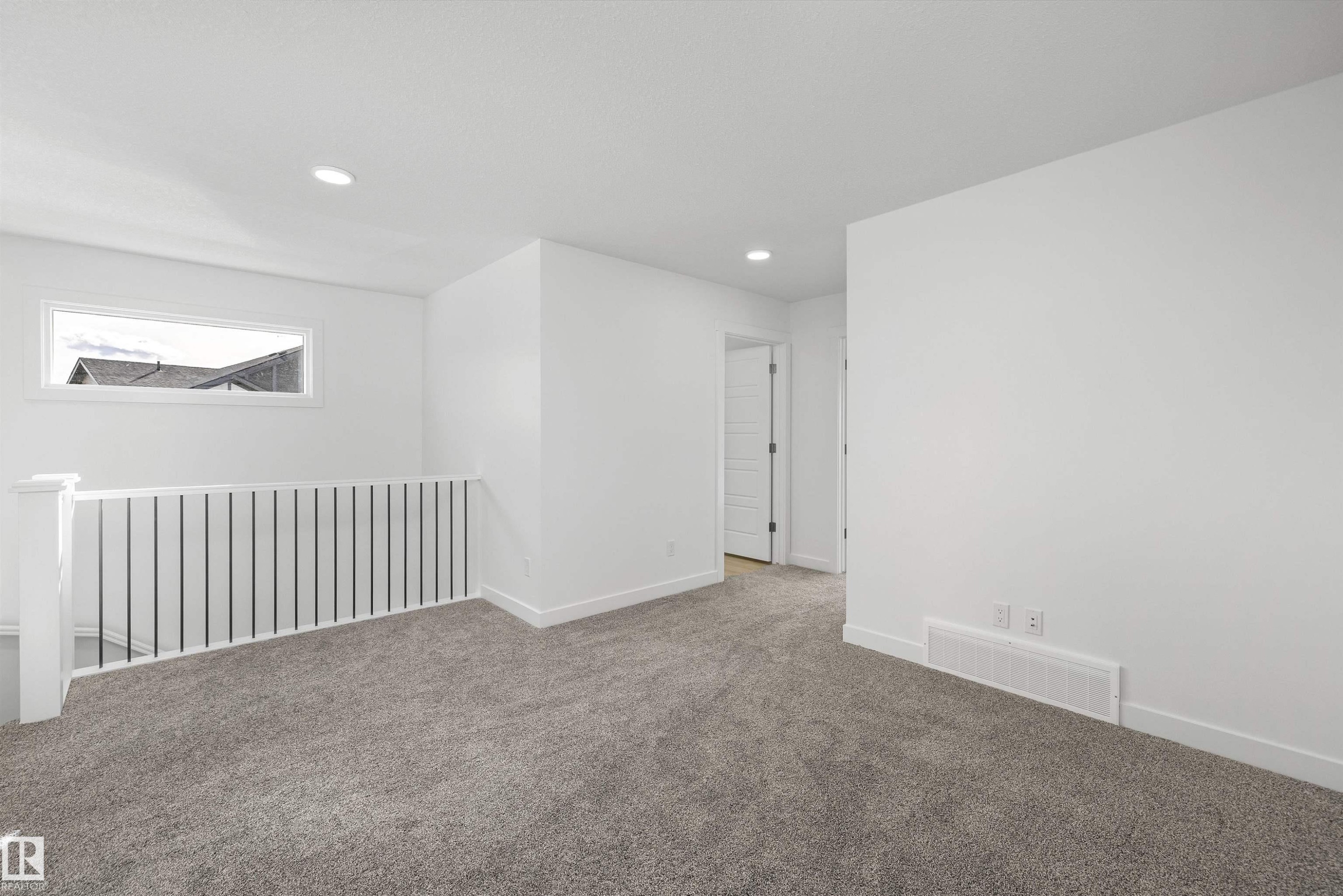 4503 Warbler Loop, Edmonton, AB - Indoor Photo Showing Other Room