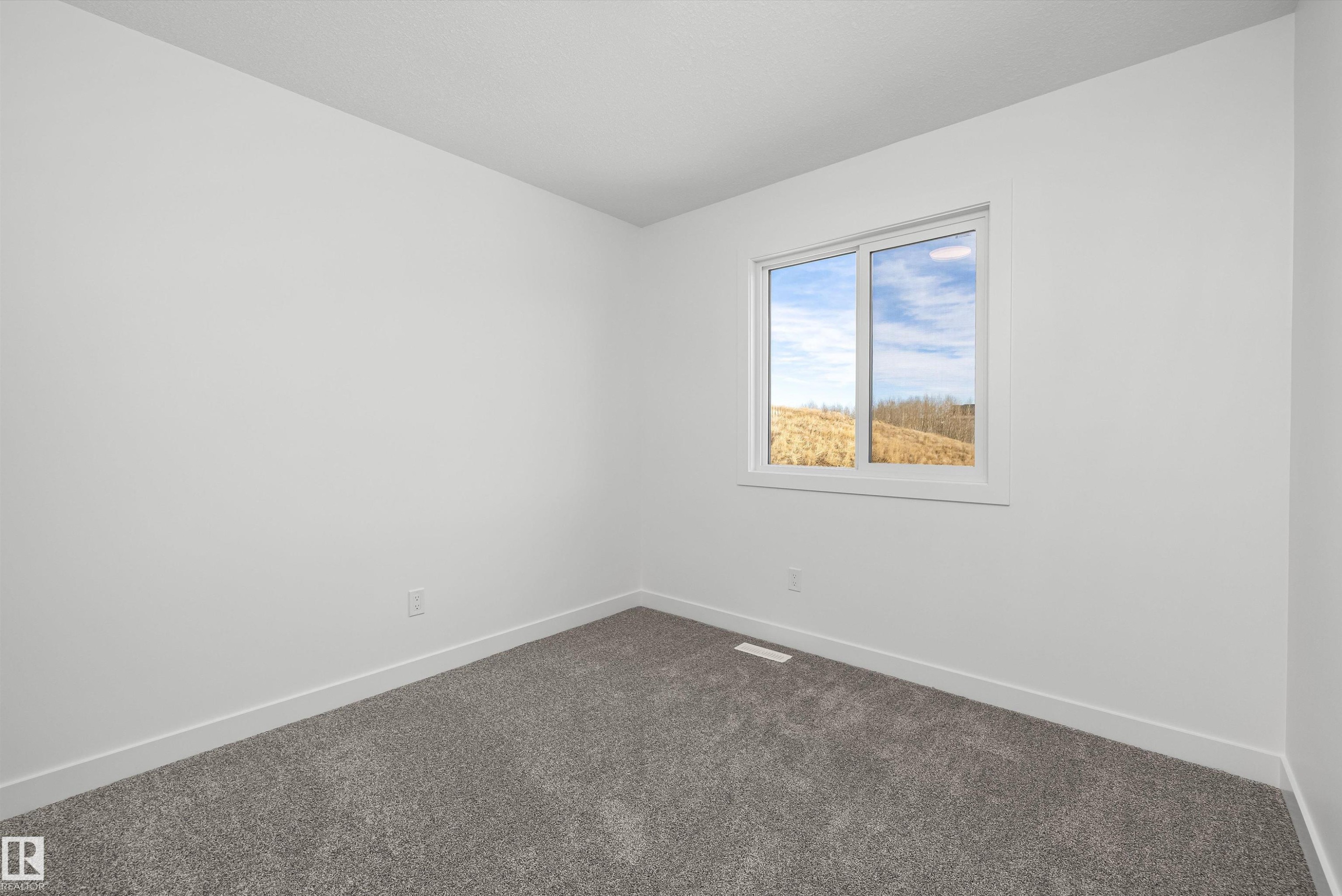 4503 Warbler Loop, Edmonton, AB - Indoor Photo Showing Other Room