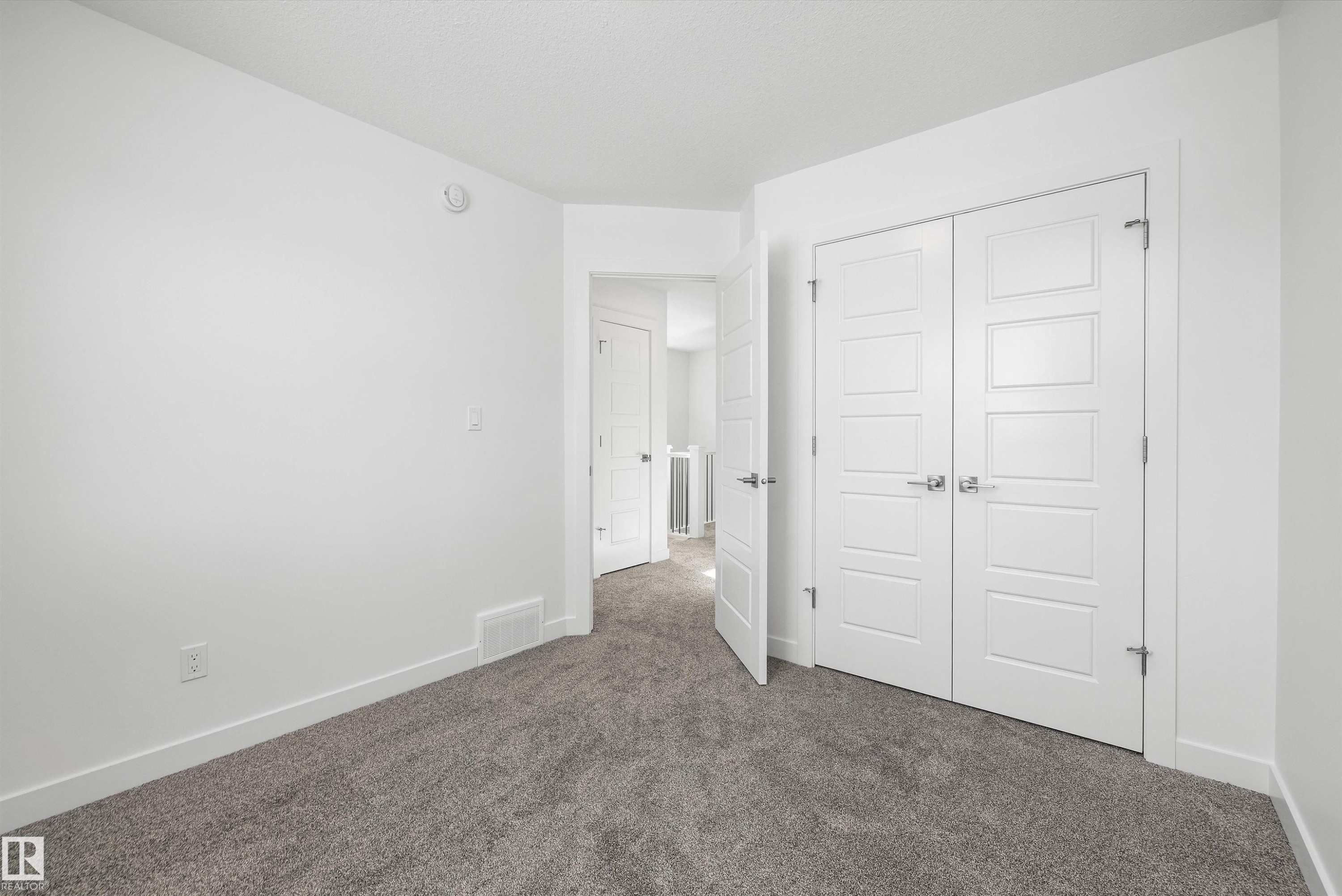 4503 Warbler Loop, Edmonton, AB - Indoor Photo Showing Other Room