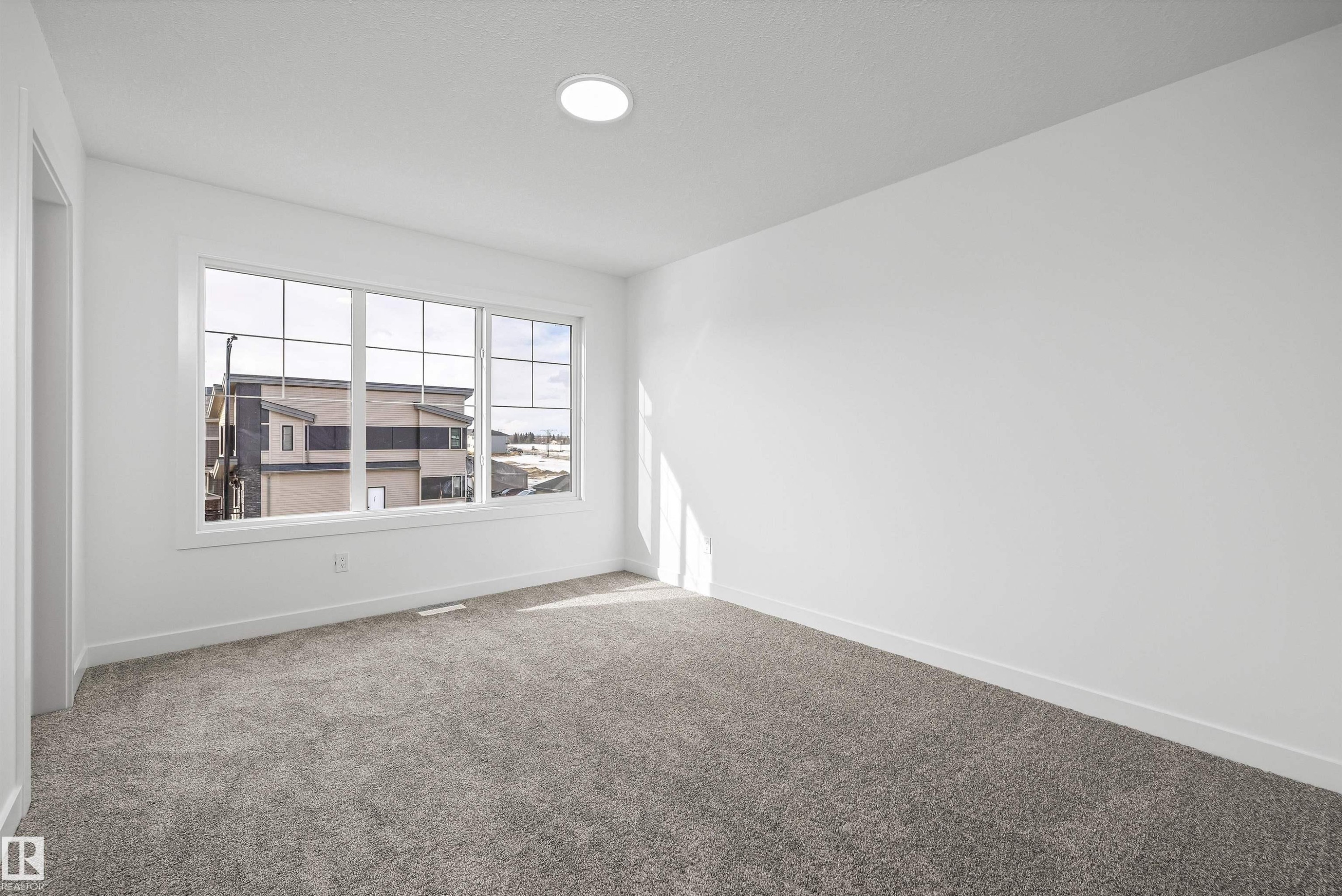 4503 Warbler Loop, Edmonton, AB - Indoor Photo Showing Other Room