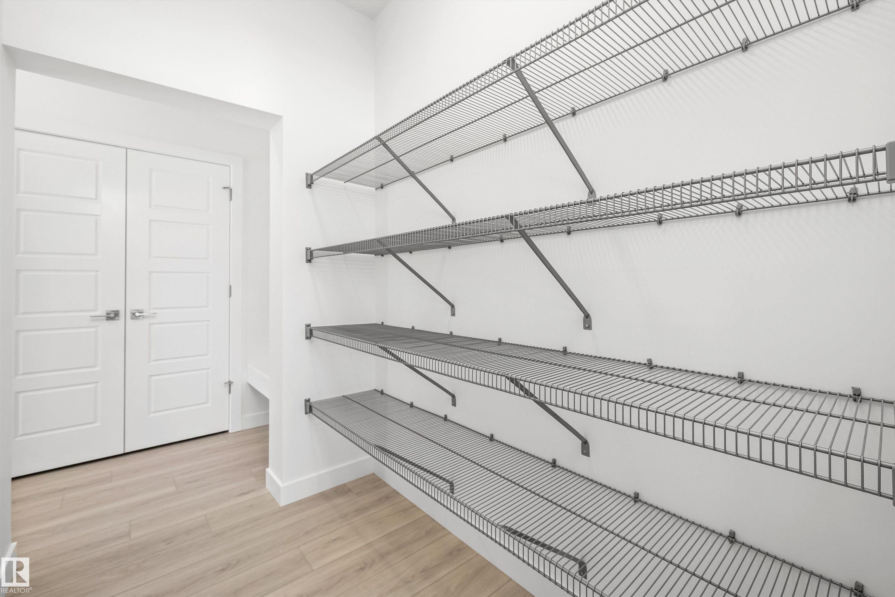 4503 Warbler Loop, Edmonton, AB - Indoor Photo Showing Other Room