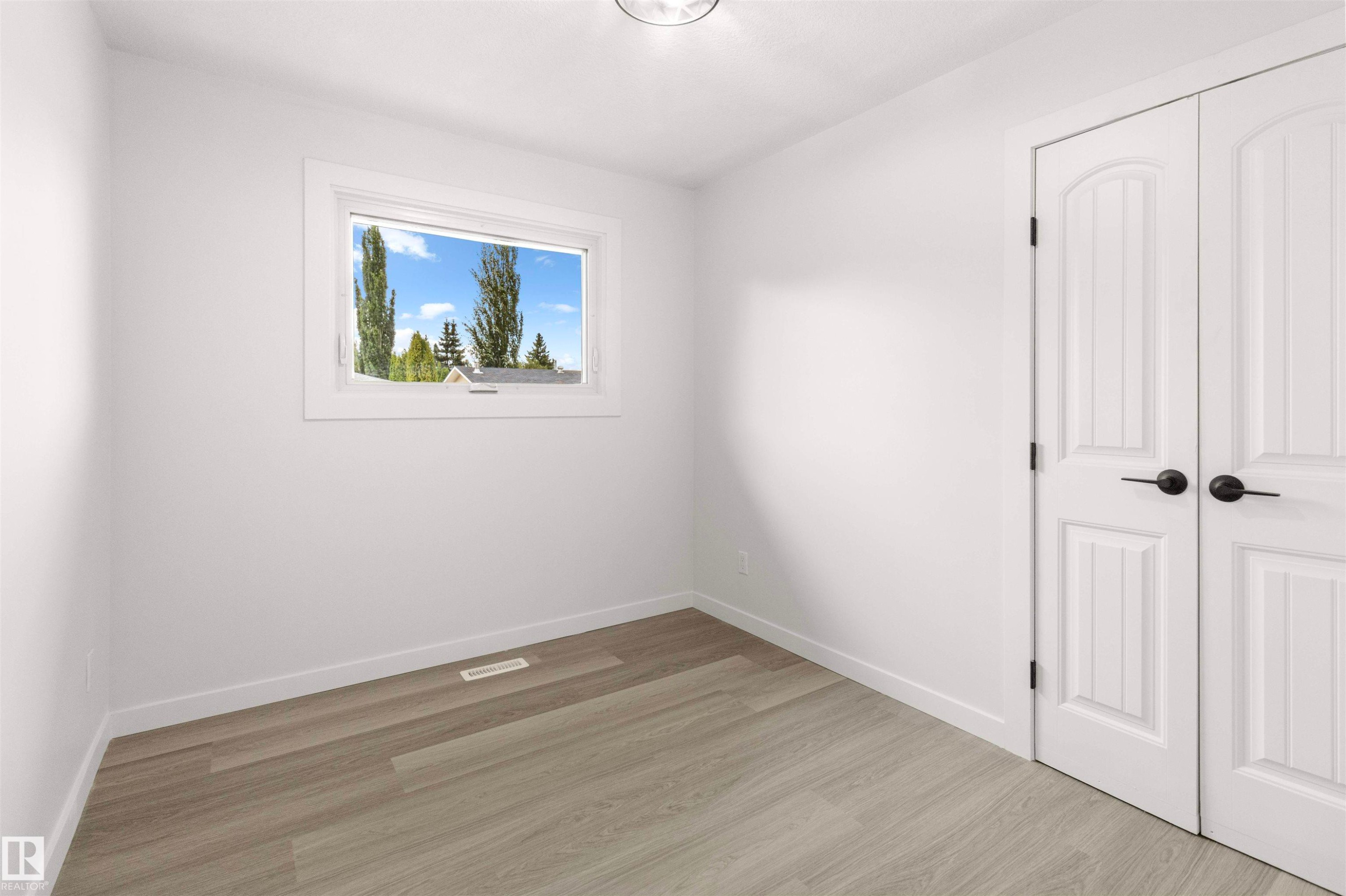 875 Juniper Avenue, Sherwood Park, AB - Indoor Photo Showing Other Room