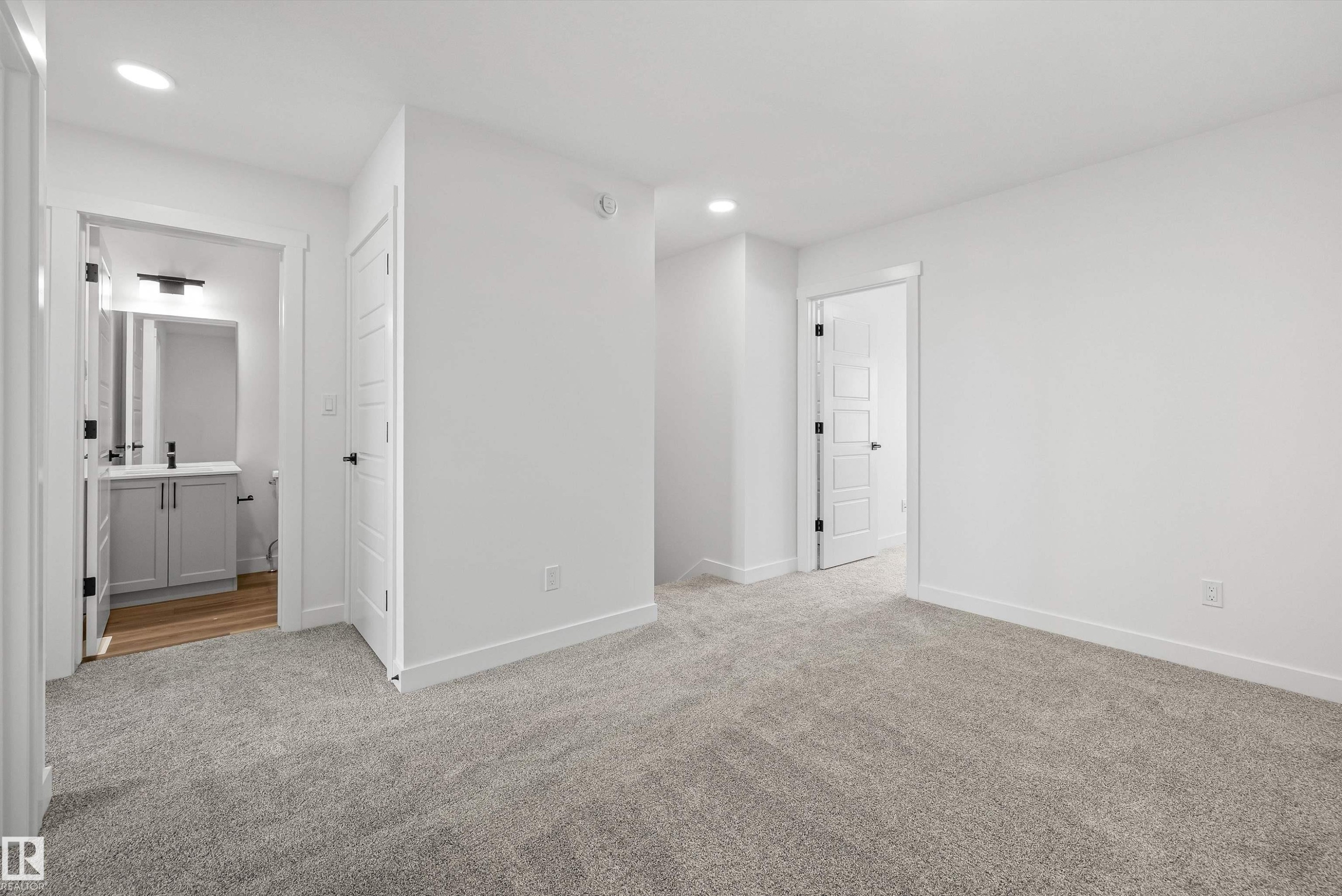 436 176 Avenue, Edmonton, AB - Indoor Photo Showing Other Room