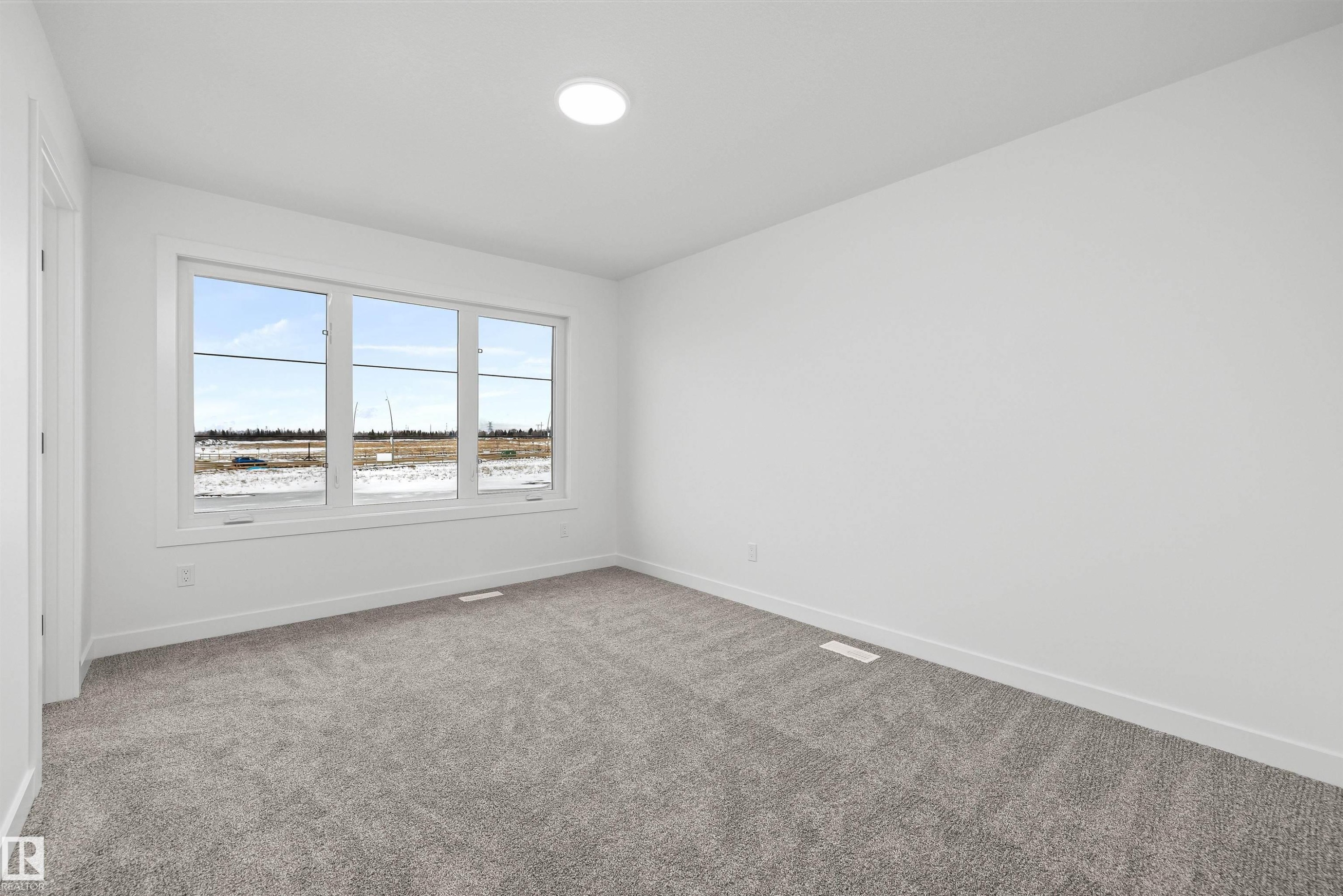 436 176 Avenue, Edmonton, AB - Indoor Photo Showing Other Room