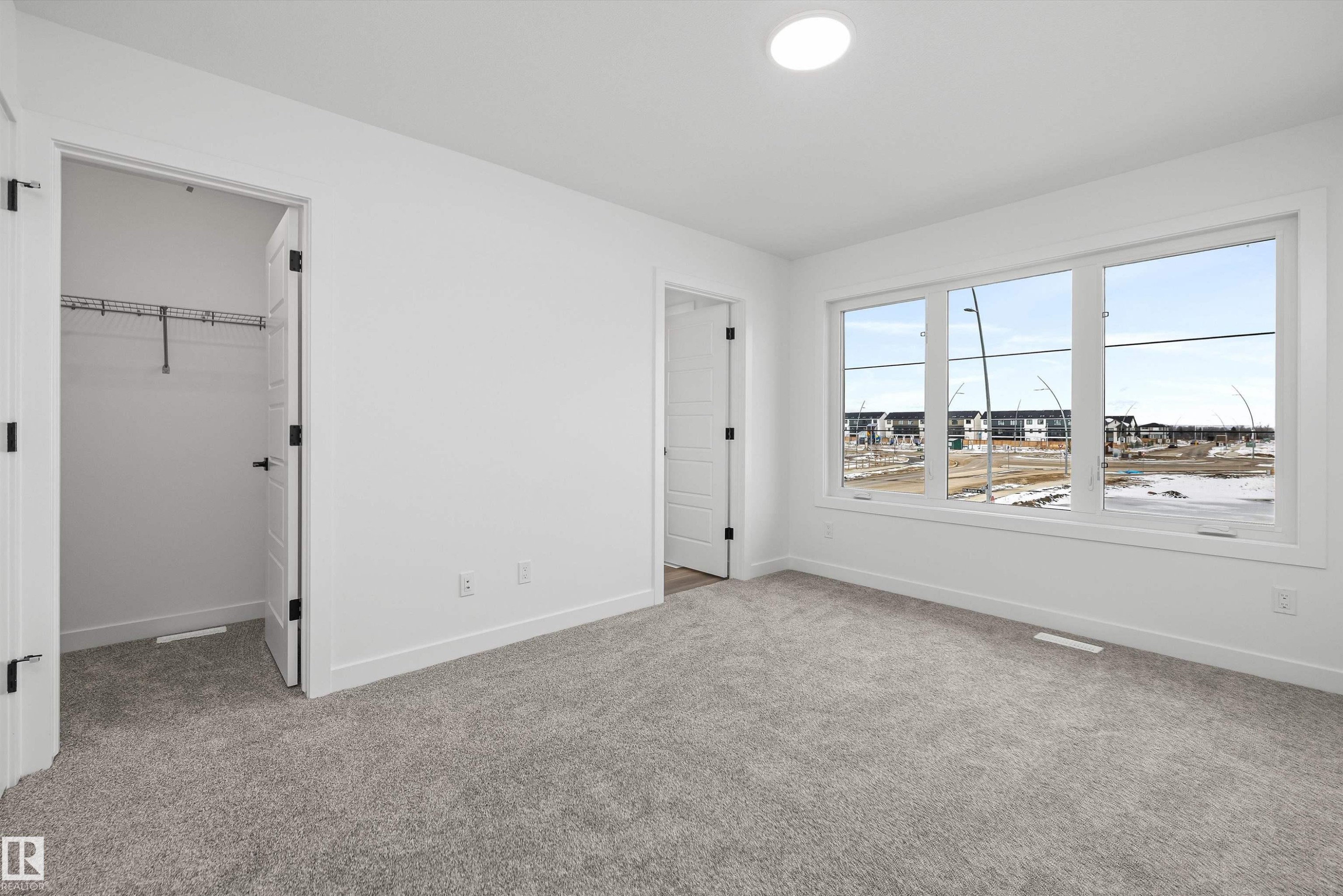 436 176 Avenue, Edmonton, AB - Indoor Photo Showing Other Room