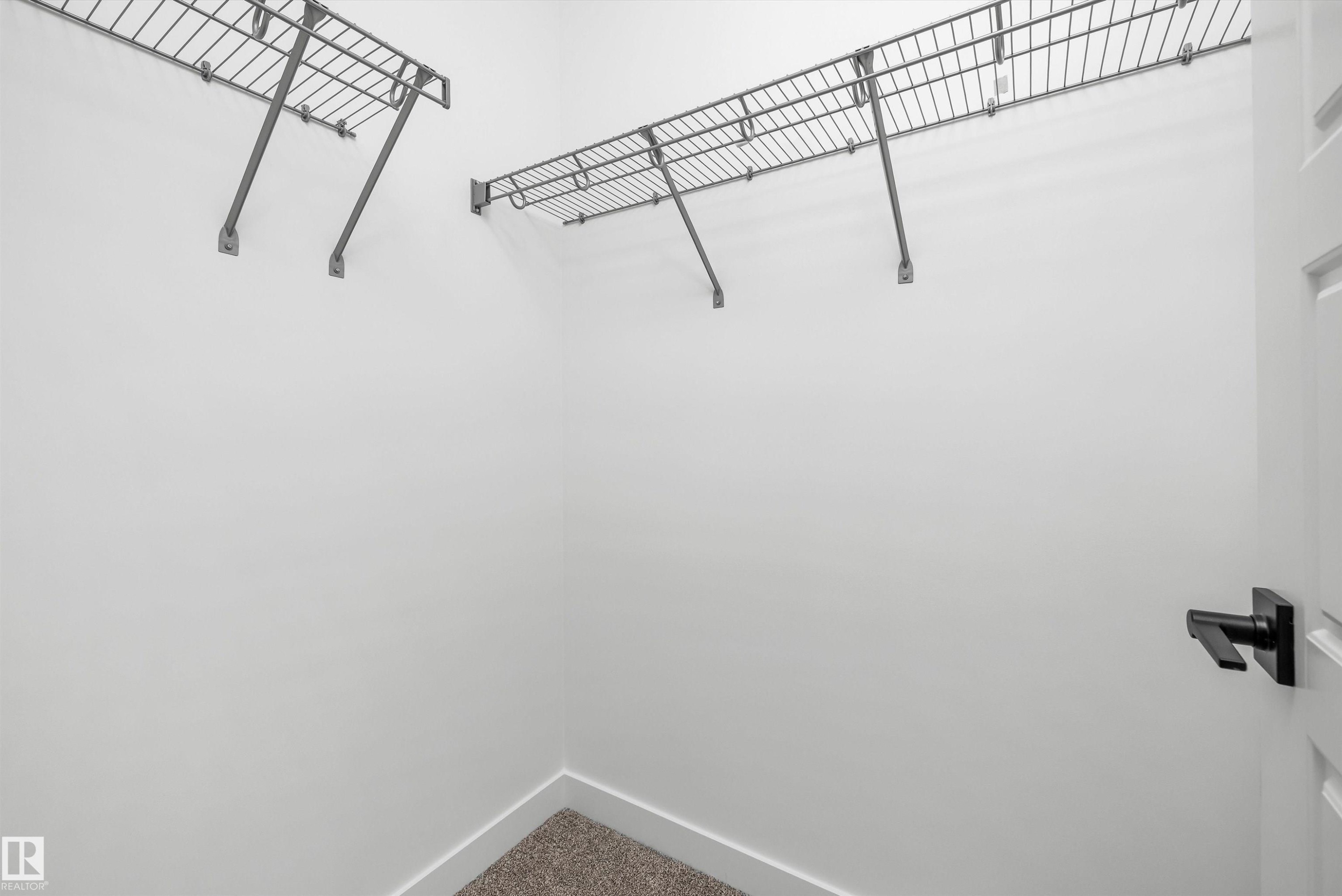 436 176 Avenue, Edmonton, AB - Indoor Photo Showing Other Room