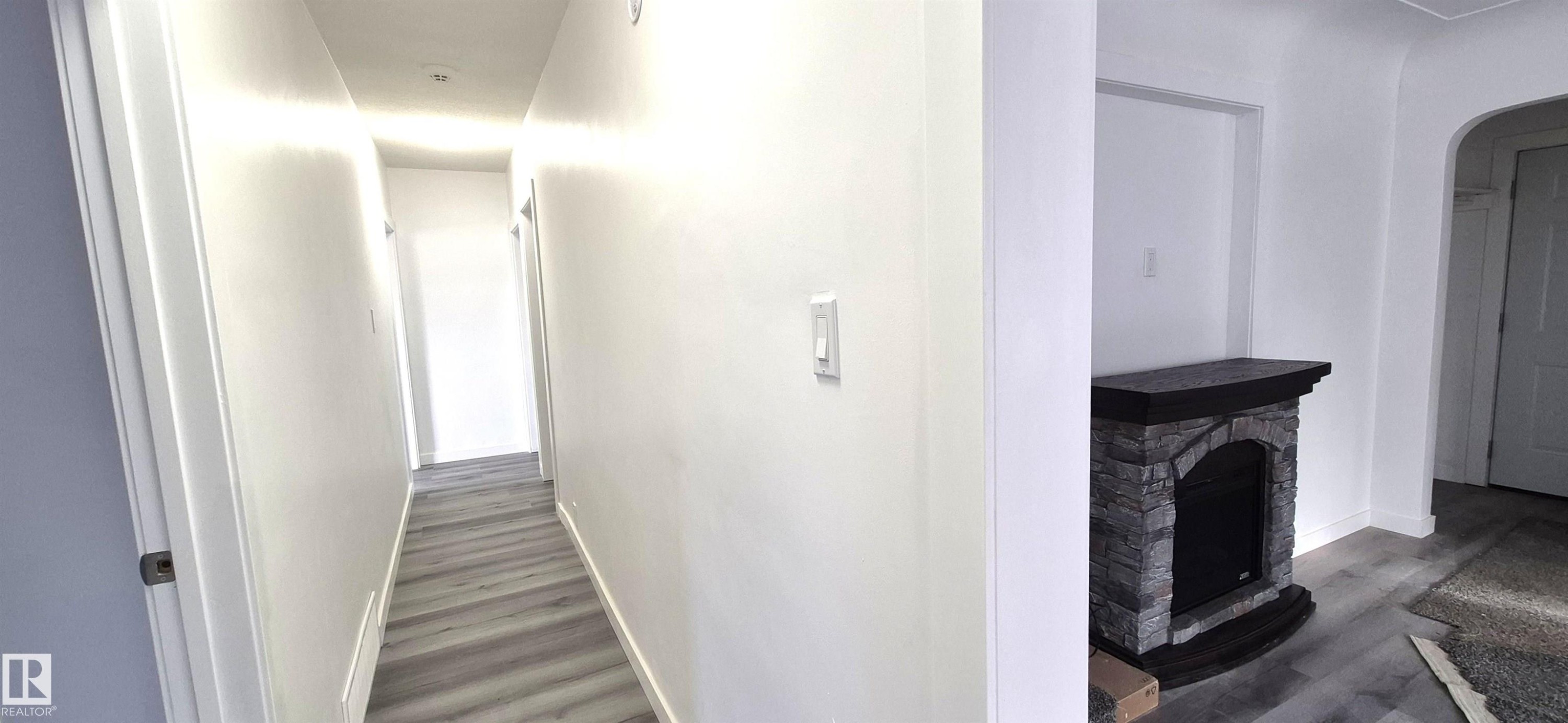 12916 123A Street, Edmonton, AB - Indoor Photo Showing Other Room