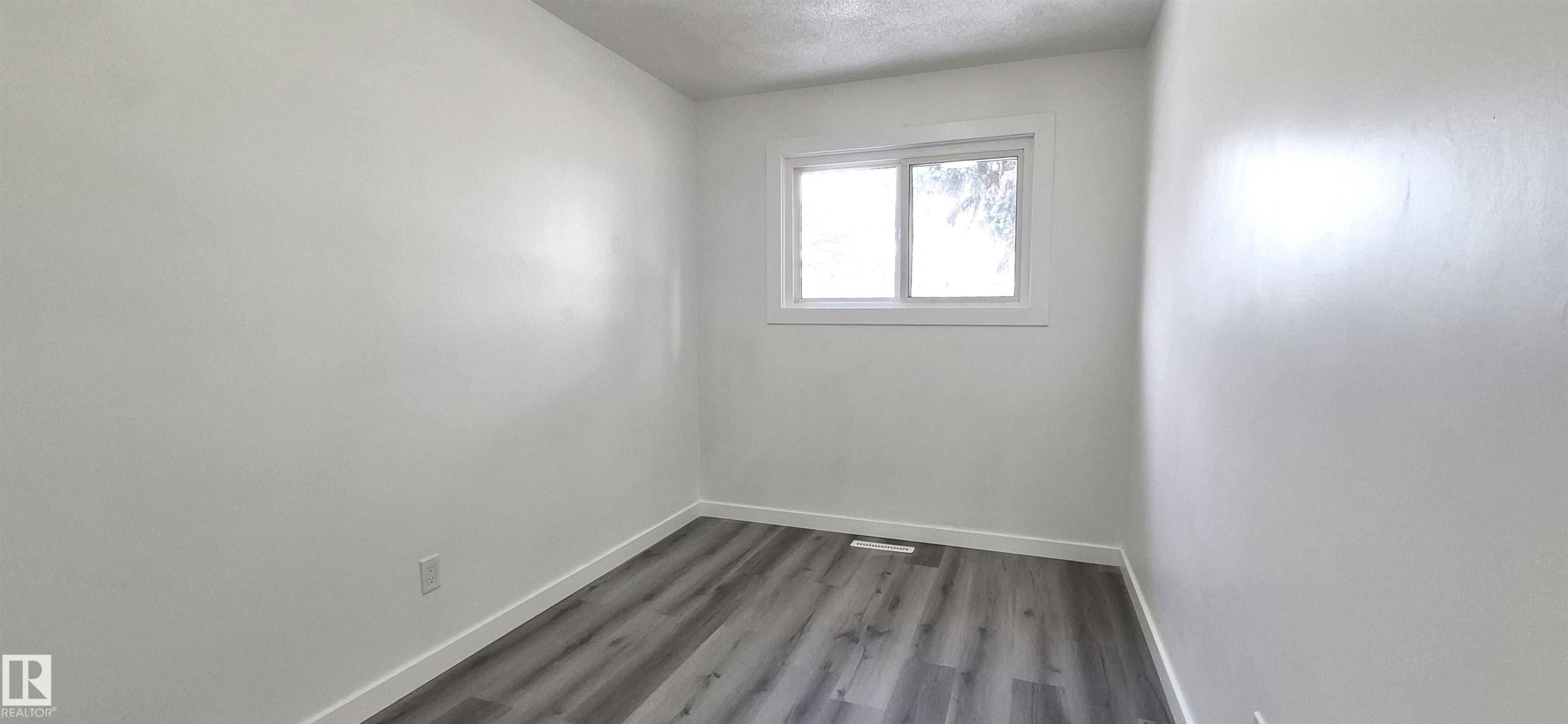 12916 123A Street, Edmonton, AB - Indoor Photo Showing Other Room