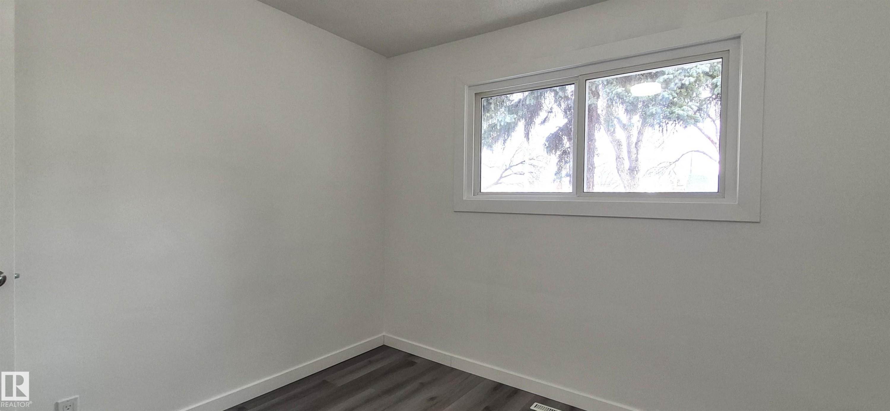 12916 123A Street, Edmonton, AB - Indoor Photo Showing Other Room