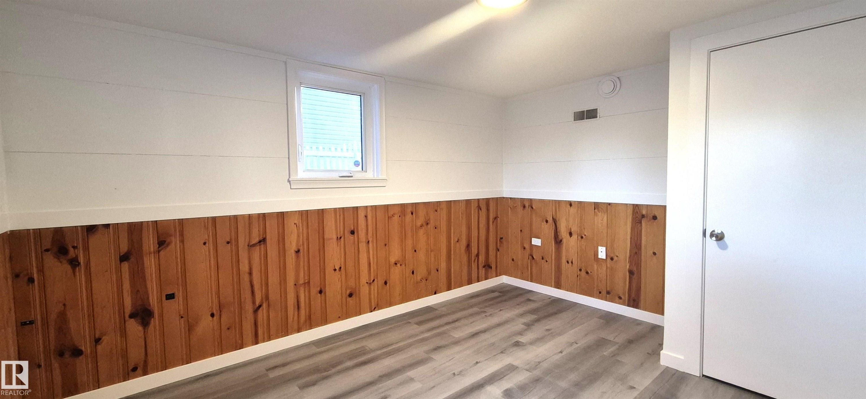 12916 123A Street, Edmonton, AB - Indoor Photo Showing Other Room