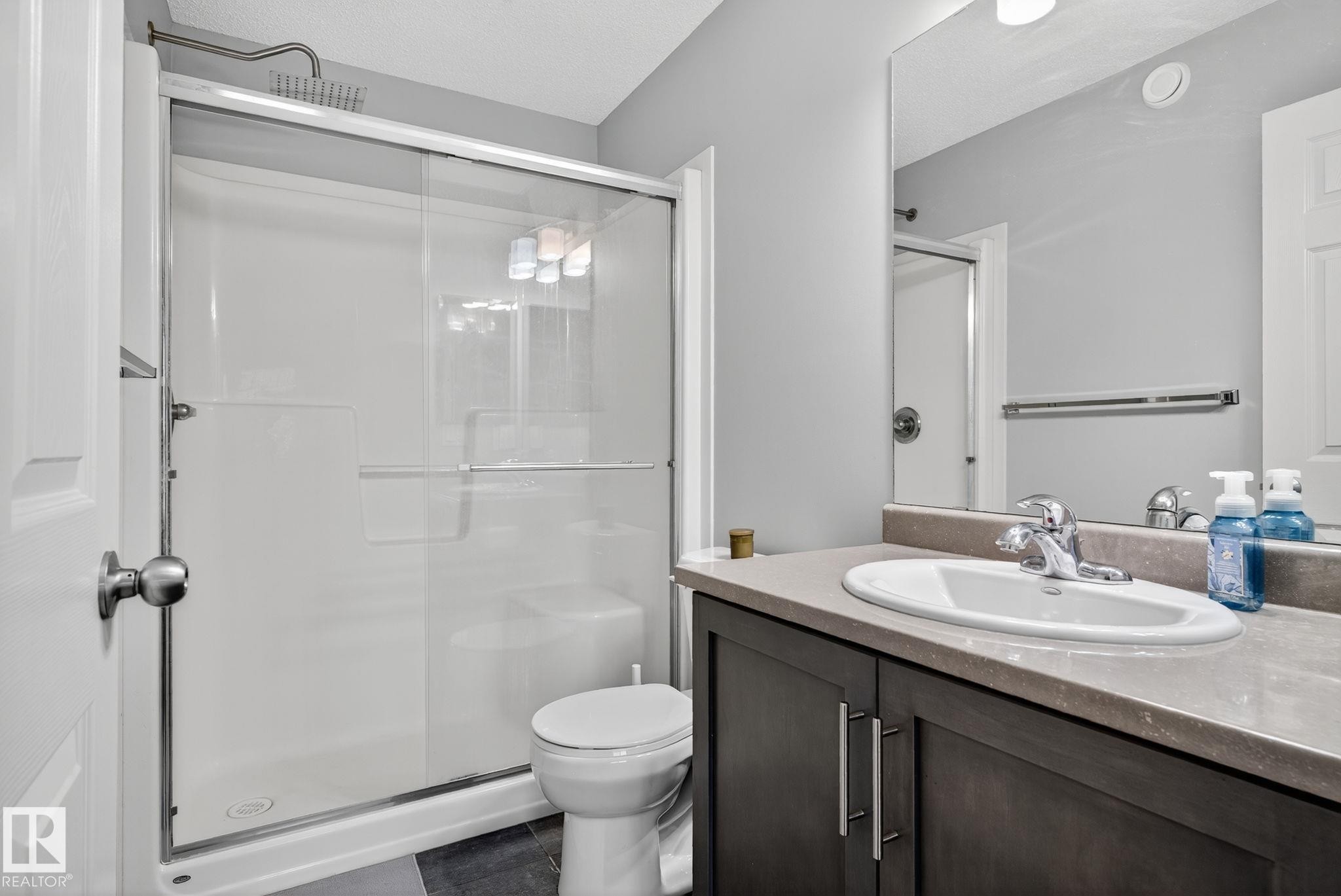 80 3305 Orchards Link Link, Edmonton, AB - Indoor Photo Showing Bathroom