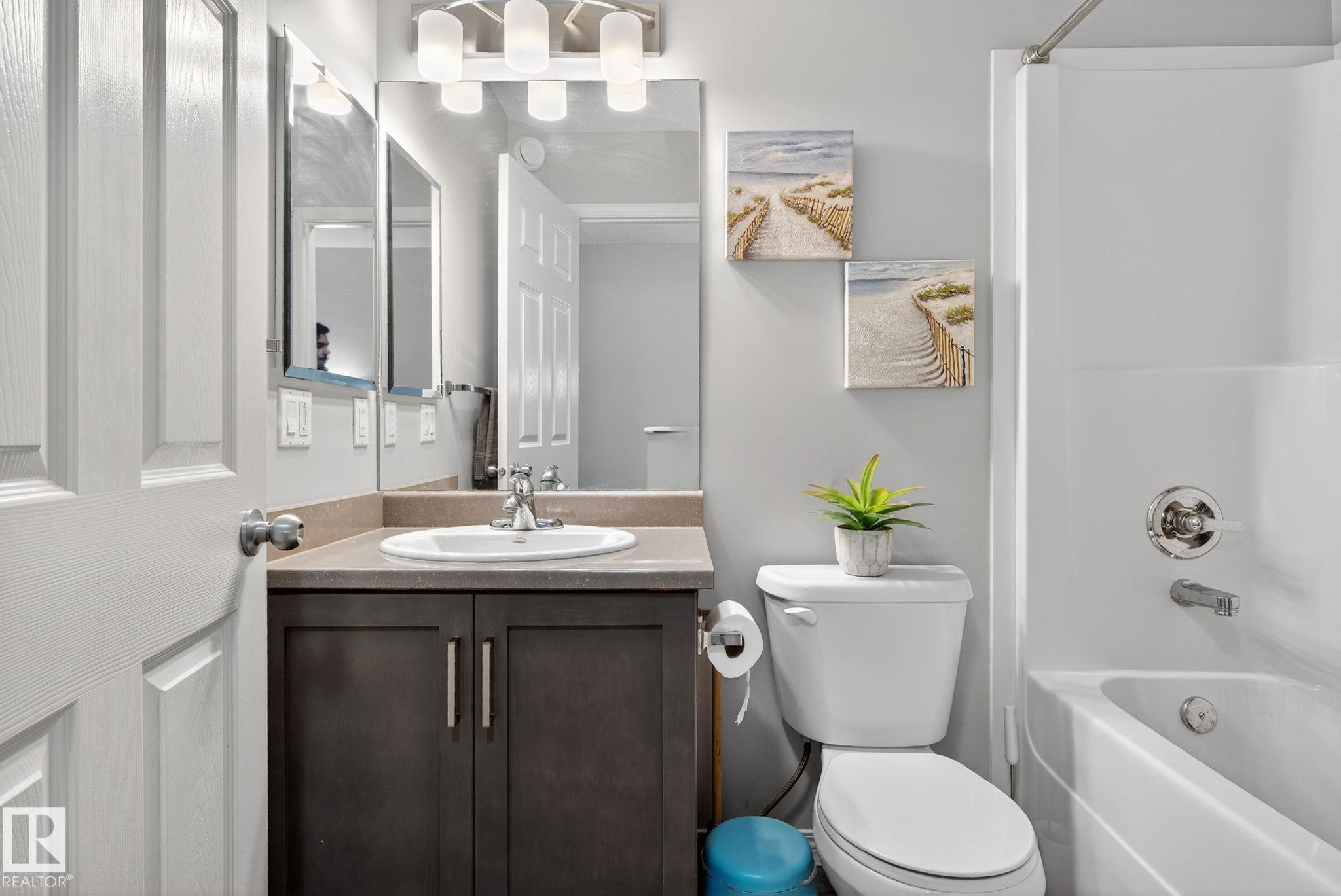 80 3305 Orchards Link Link, Edmonton, AB - Indoor Photo Showing Bathroom