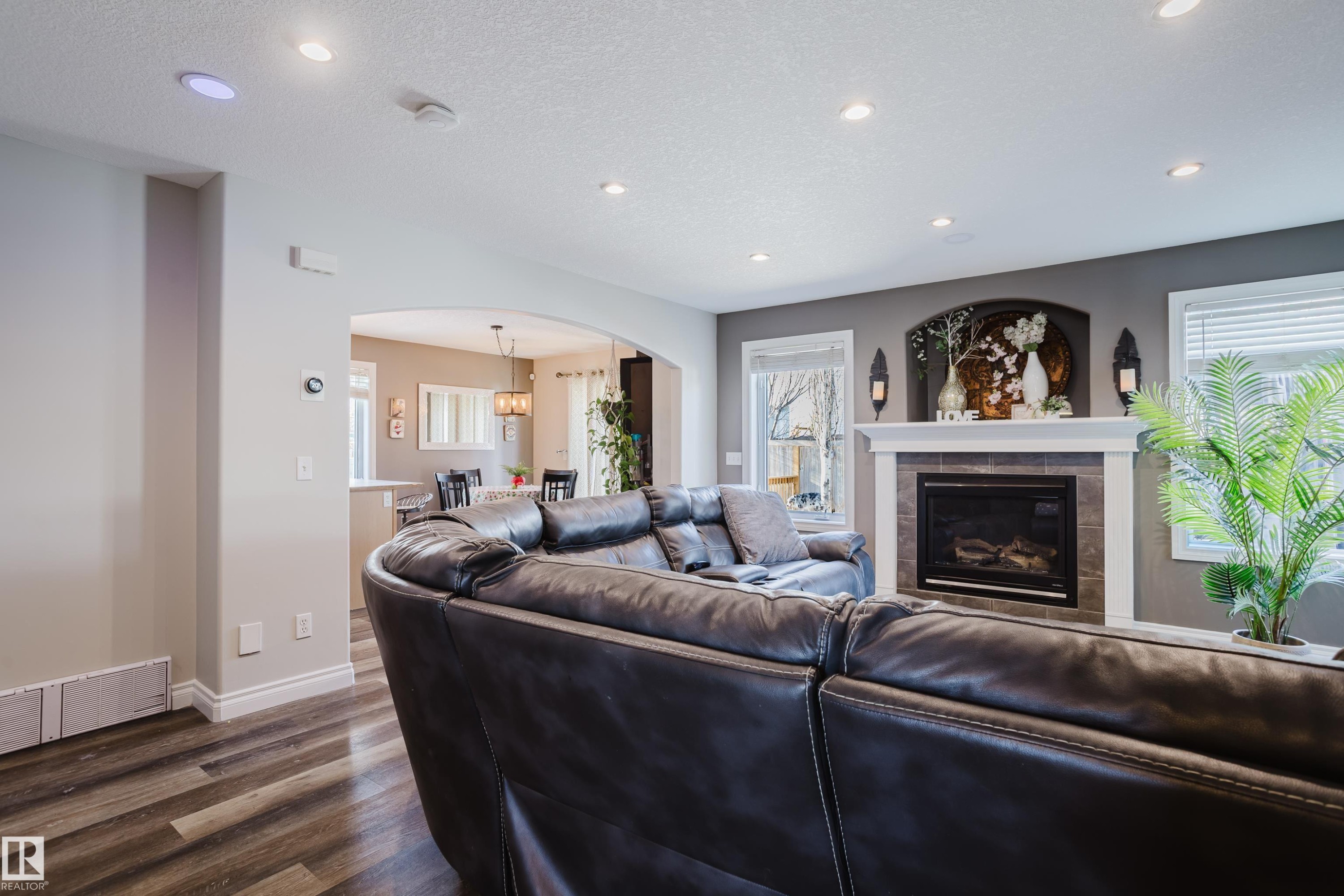 66 Grayridge Crescent, Stony Plain, AB - Indoor Photo Showing Living Room With Fireplace