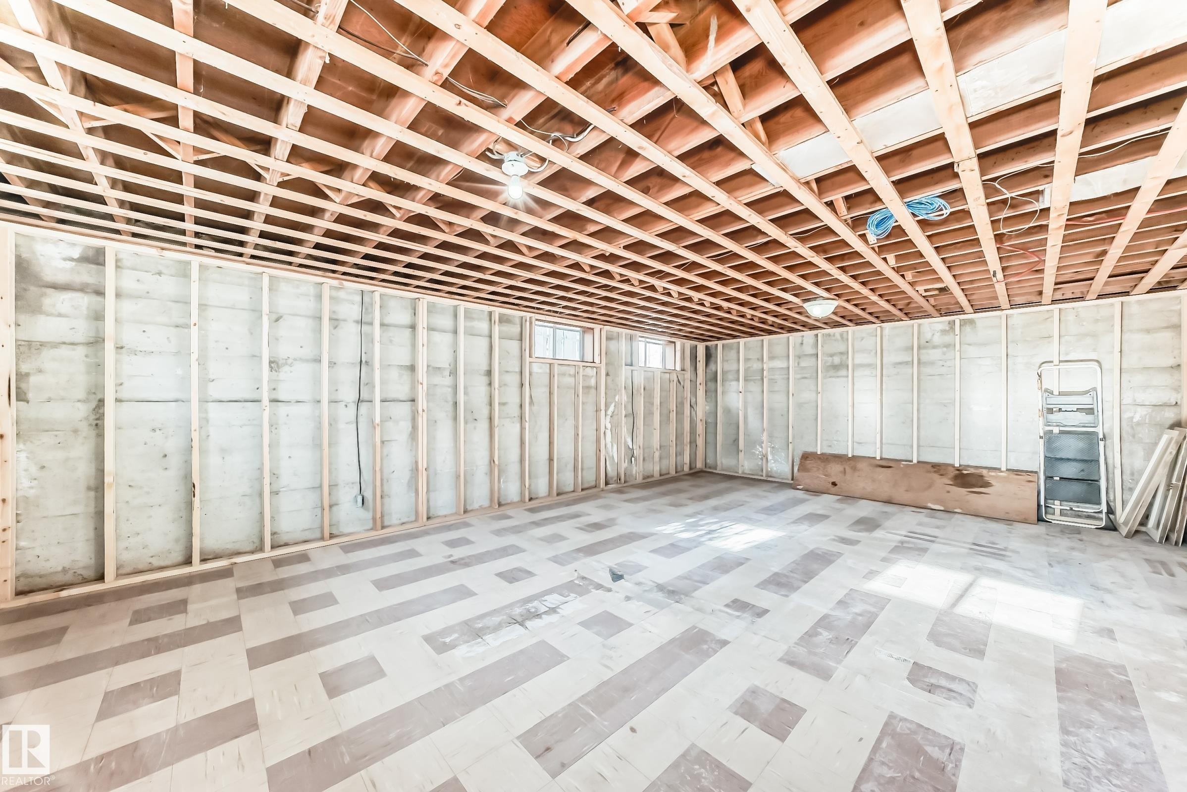 View of basement - 8639 64 Avenue Nw, Edmonton, AB - Indoor Photo Showing Other Room