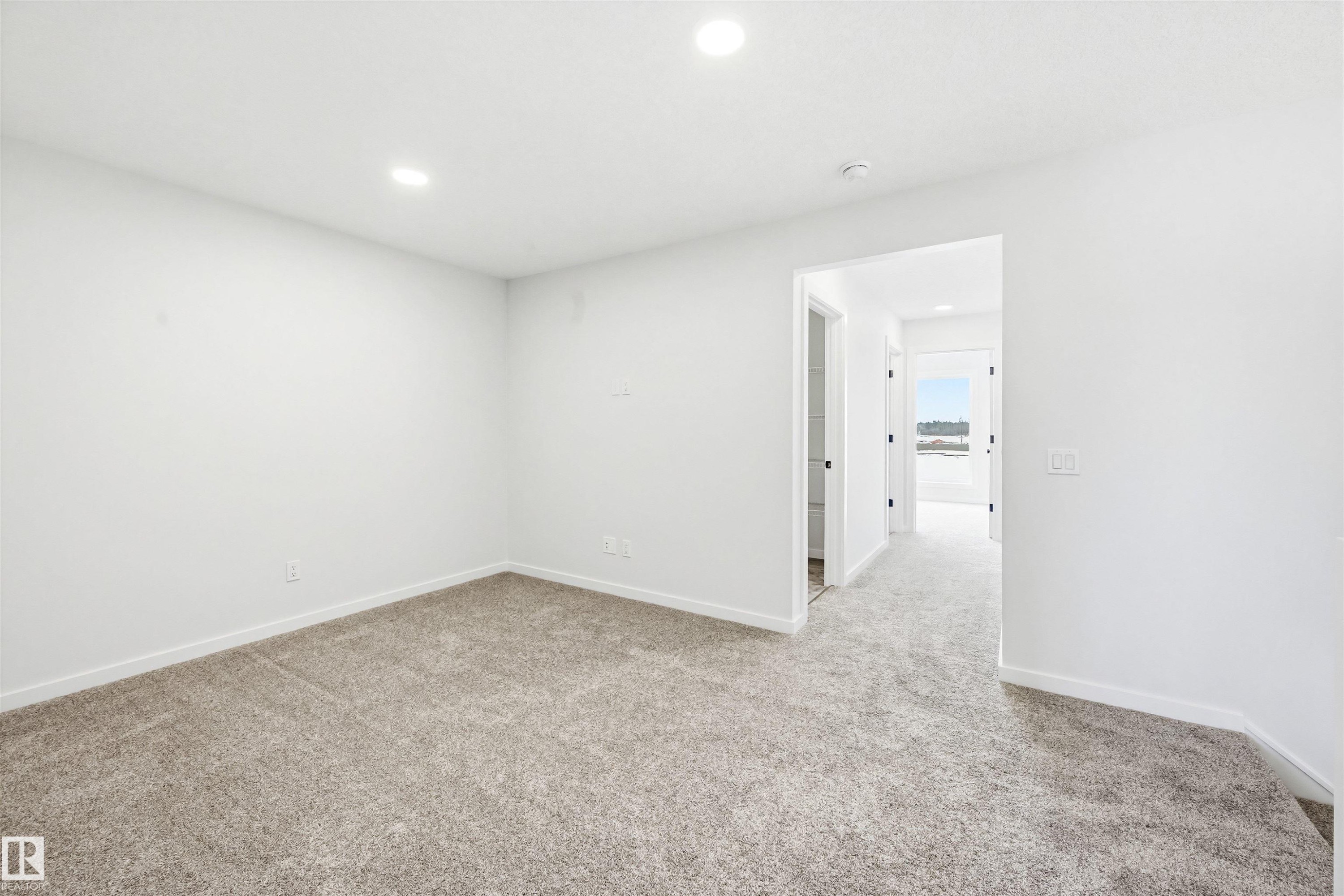 17351 3 Street, Edmonton, AB - Indoor Photo Showing Other Room
