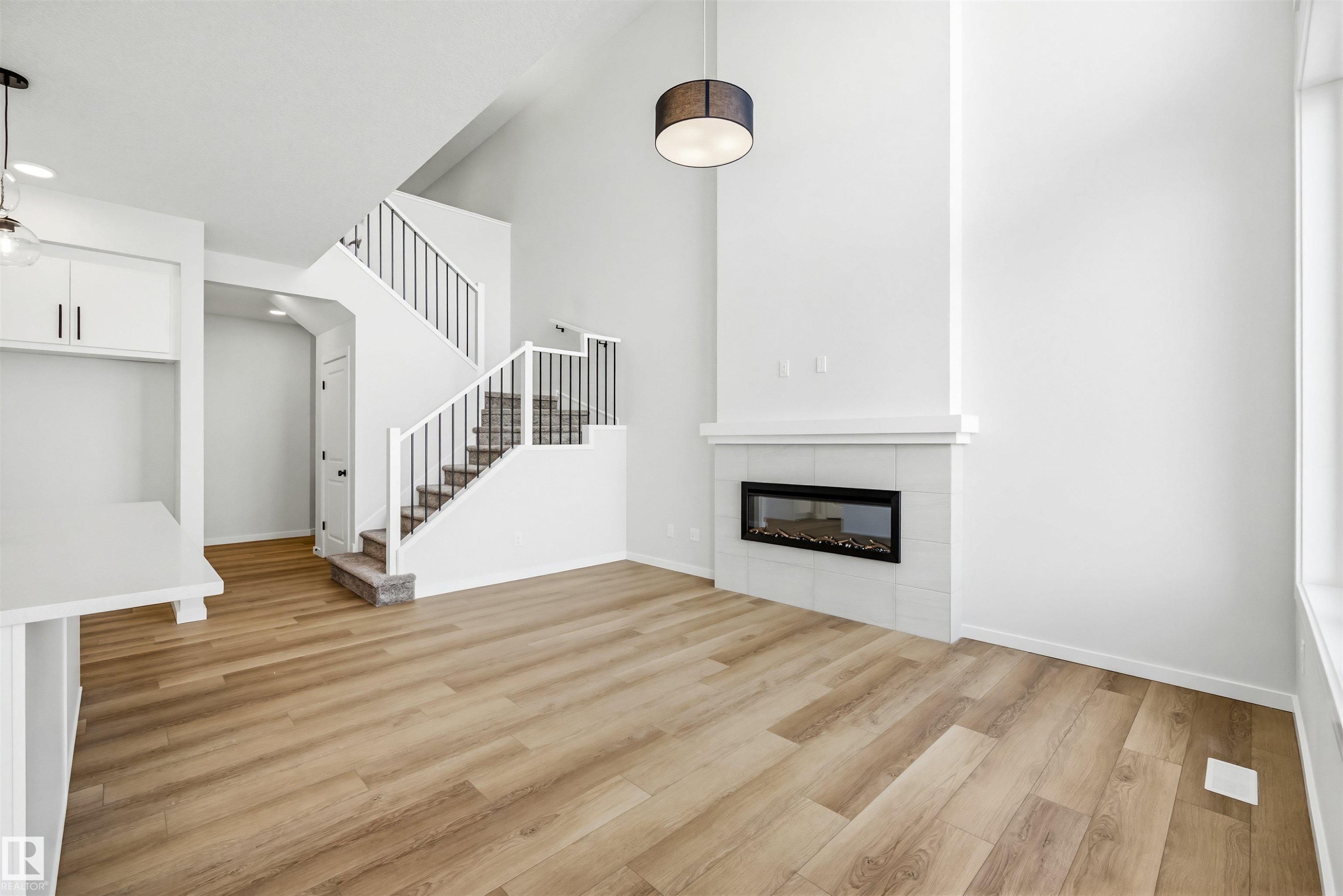 22812 82 Avenue, Edmonton, AB - Indoor With Fireplace