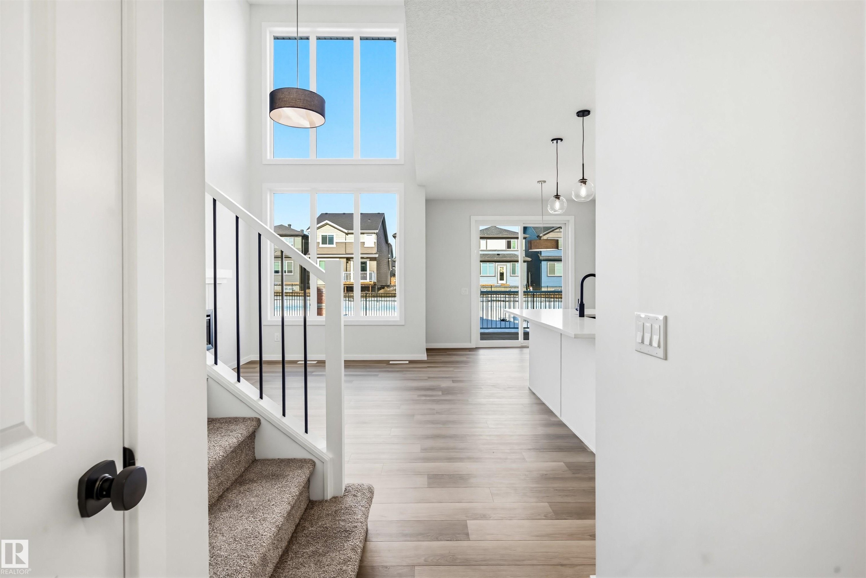 22812 82 Avenue, Edmonton, AB - Indoor Photo Showing Other Room