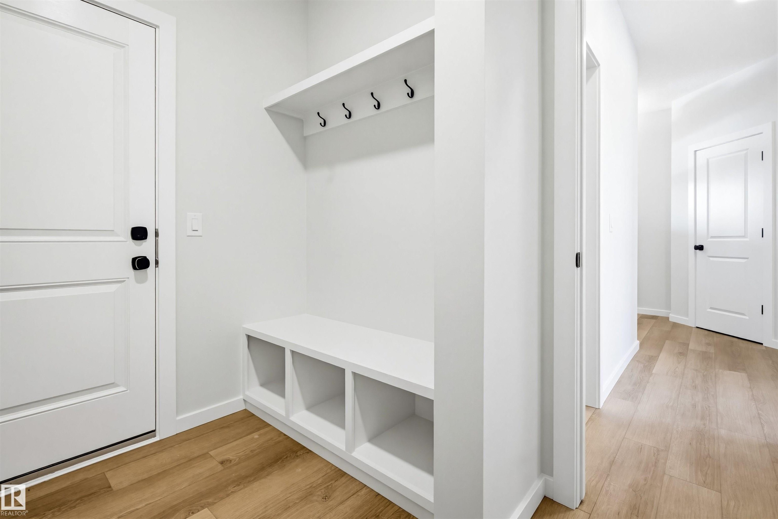 22812 82 Avenue, Edmonton, AB - Indoor Photo Showing Other Room