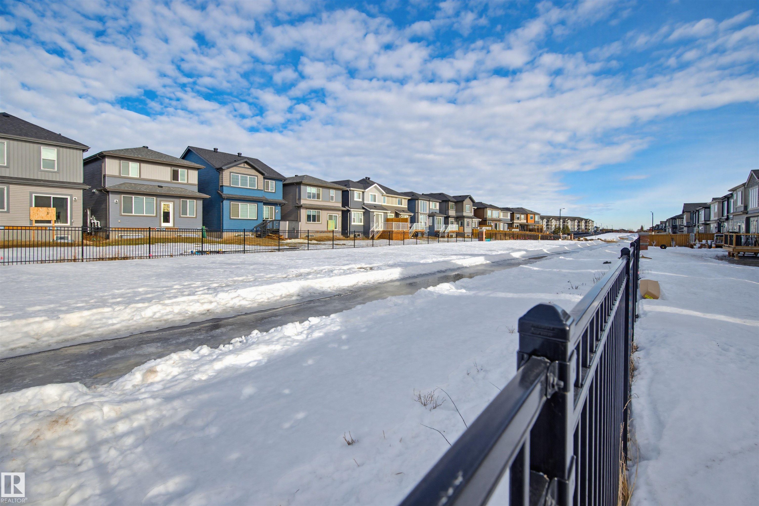 22812 82 Avenue, Edmonton, AB - Outdoor