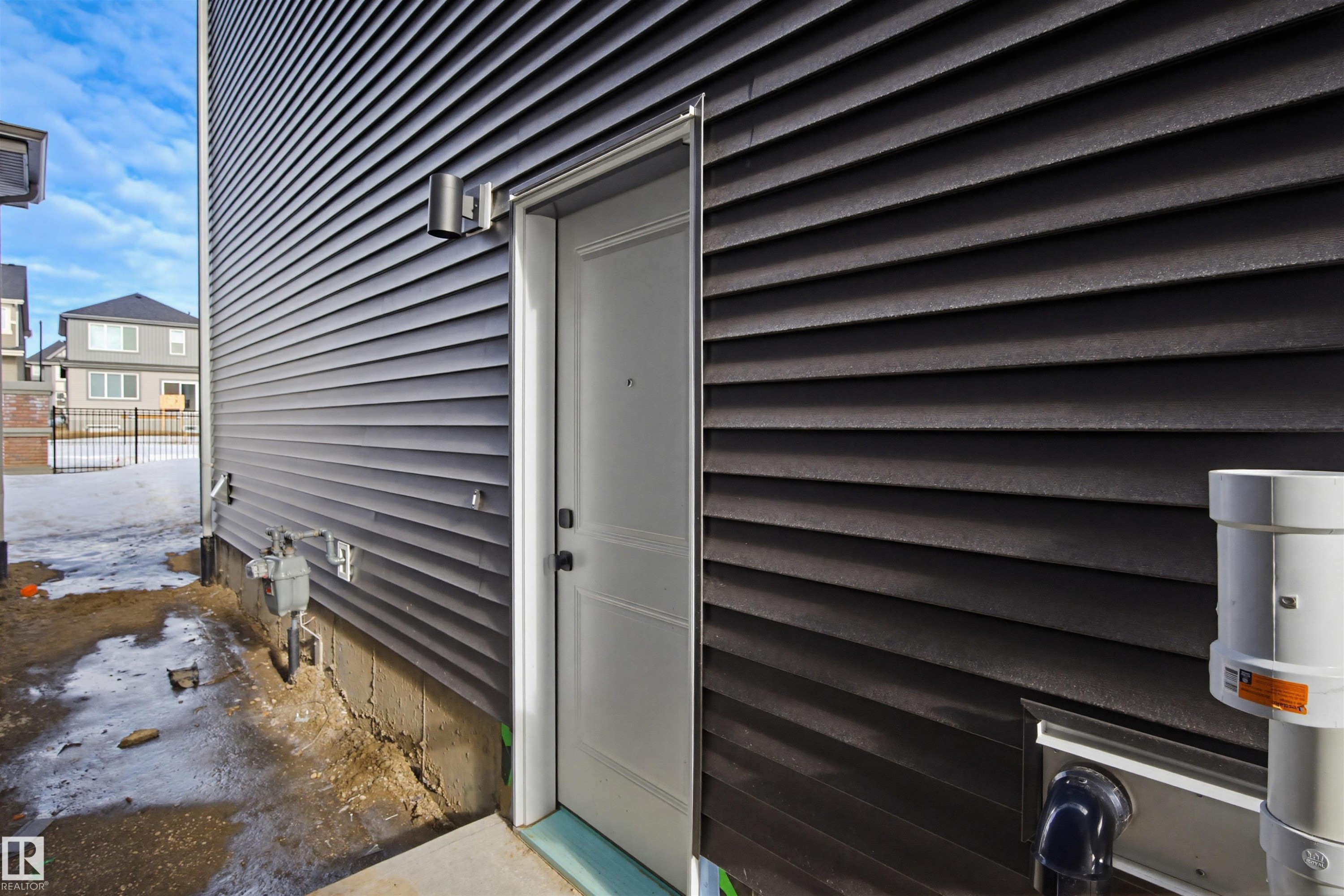 22812 82 Avenue, Edmonton, AB - Outdoor