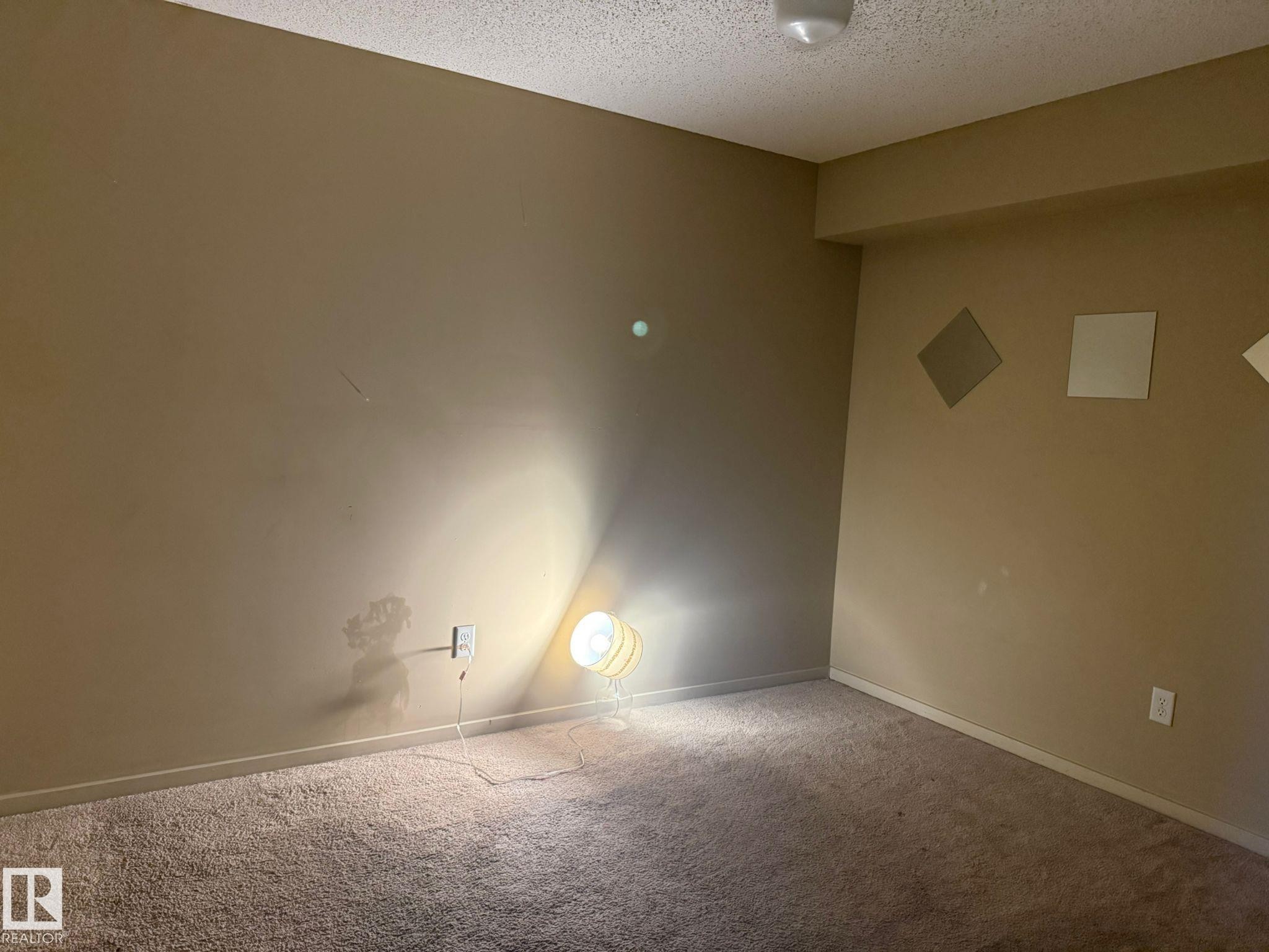 211 340 Windermere Road, Edmonton, AB - Indoor Photo Showing Other Room