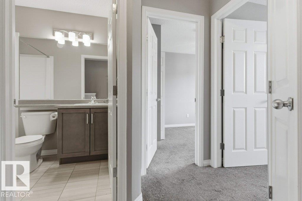 74 3305 Orchards Li, Edmonton, AB - Indoor Photo Showing Bathroom