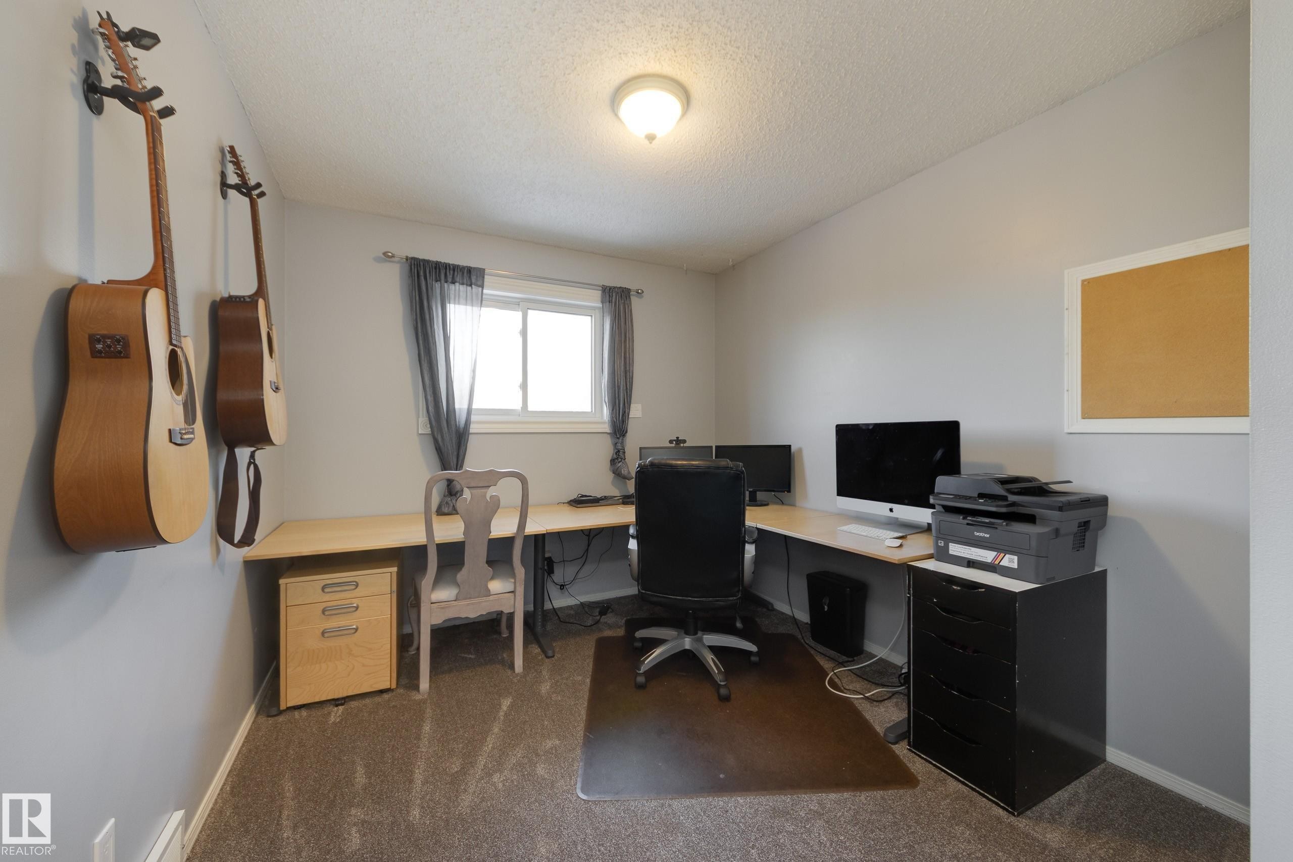 18316 60 Avenue, Edmonton, AB - Indoor Photo Showing Office