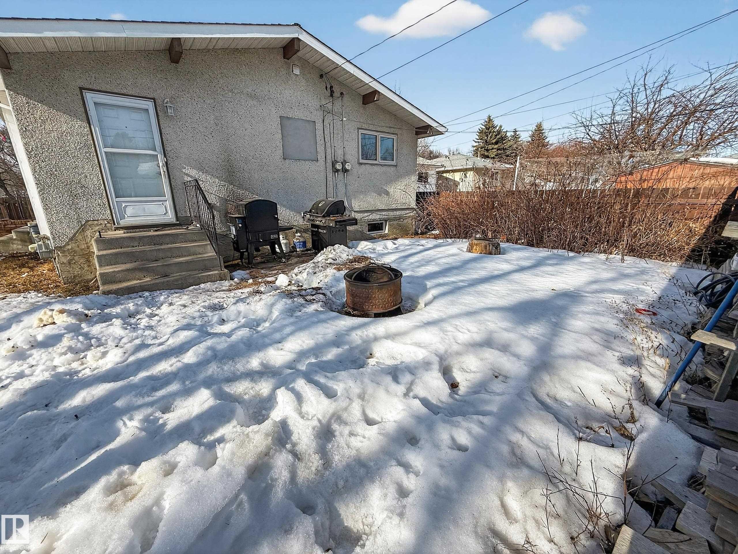 8316 122 Avenue, Edmonton, AB - Outdoor