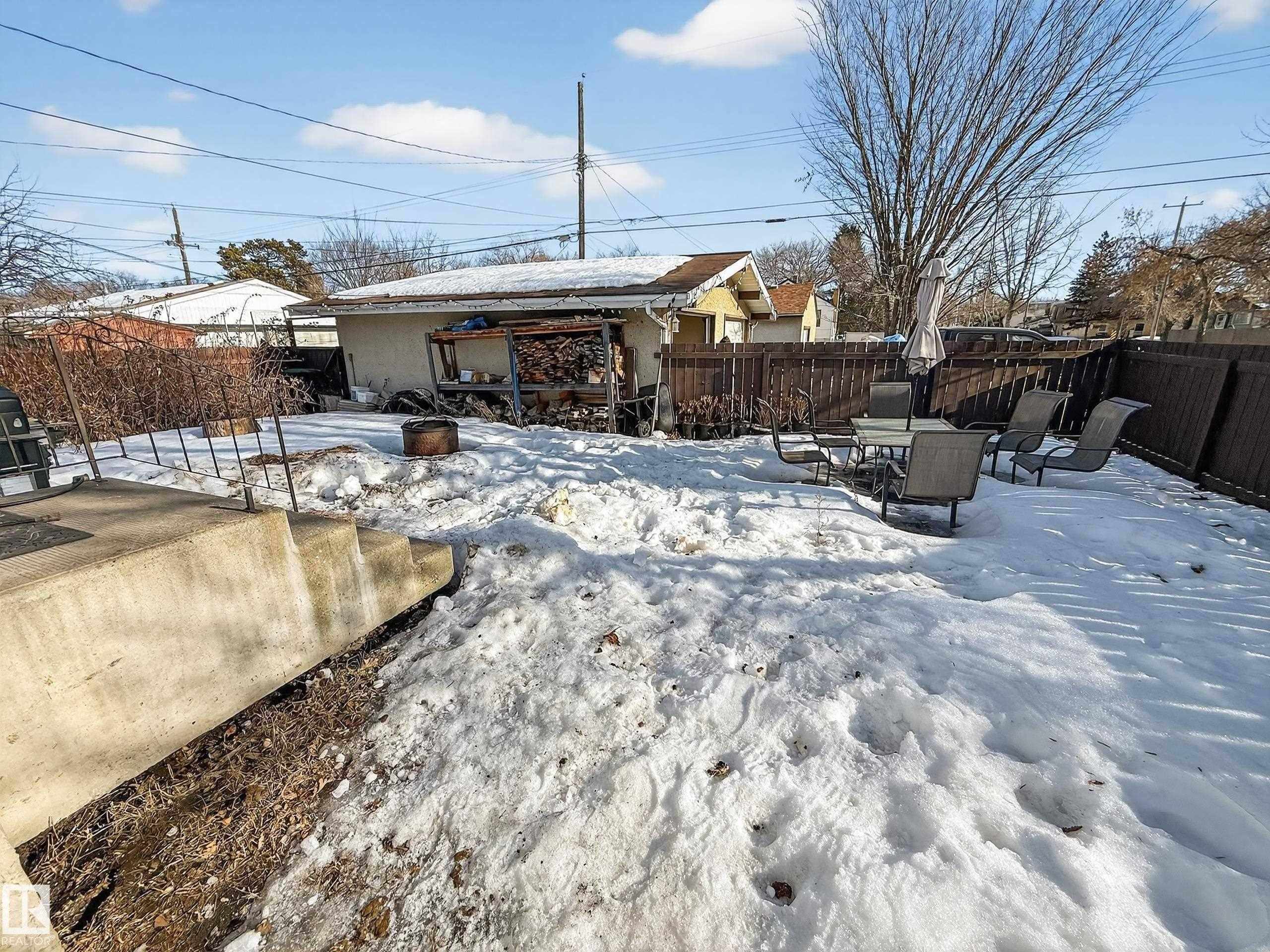 8316 122 Avenue, Edmonton, AB - Outdoor