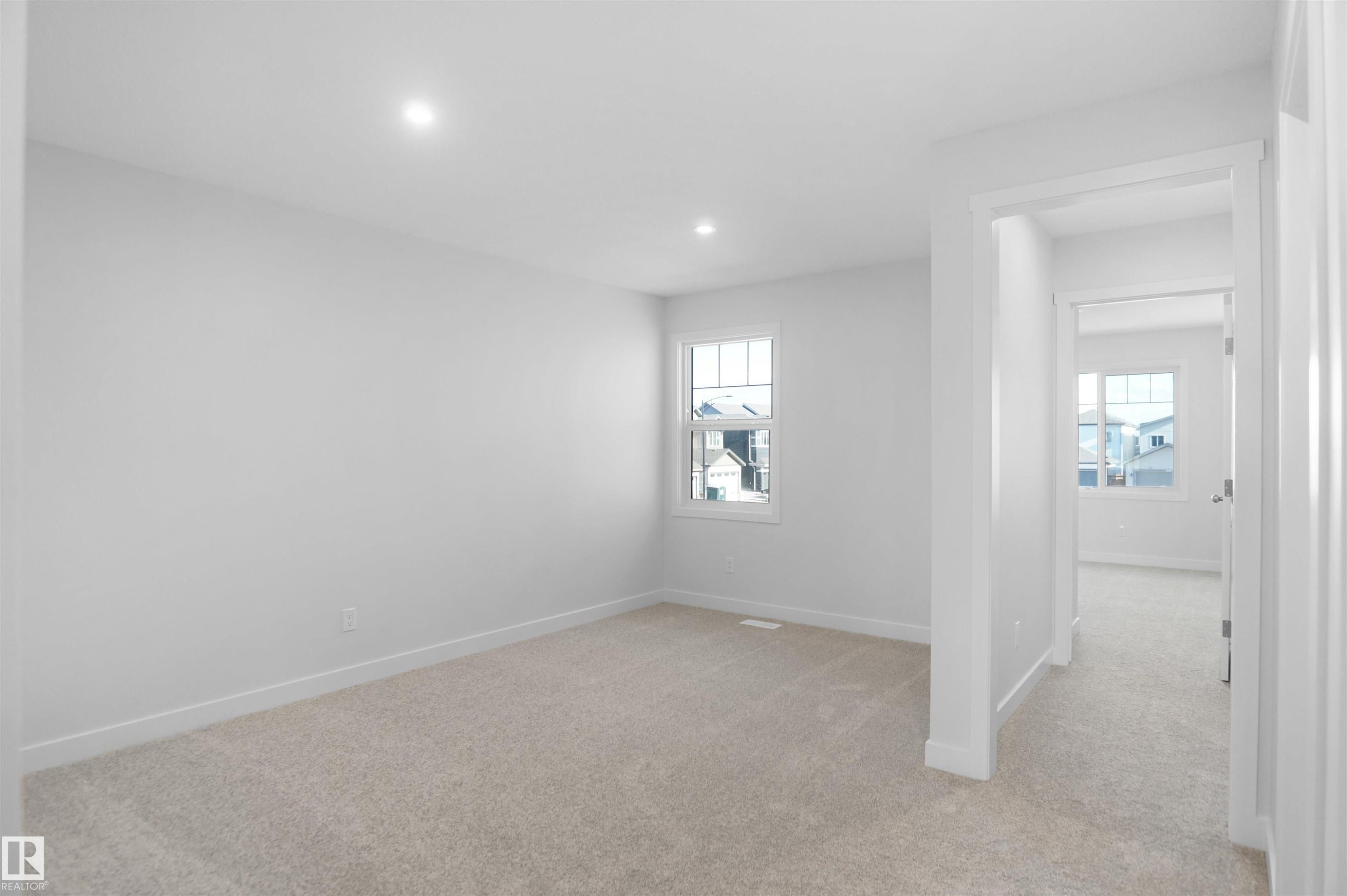 2124 210 Street, Edmonton, AB - Indoor Photo Showing Other Room