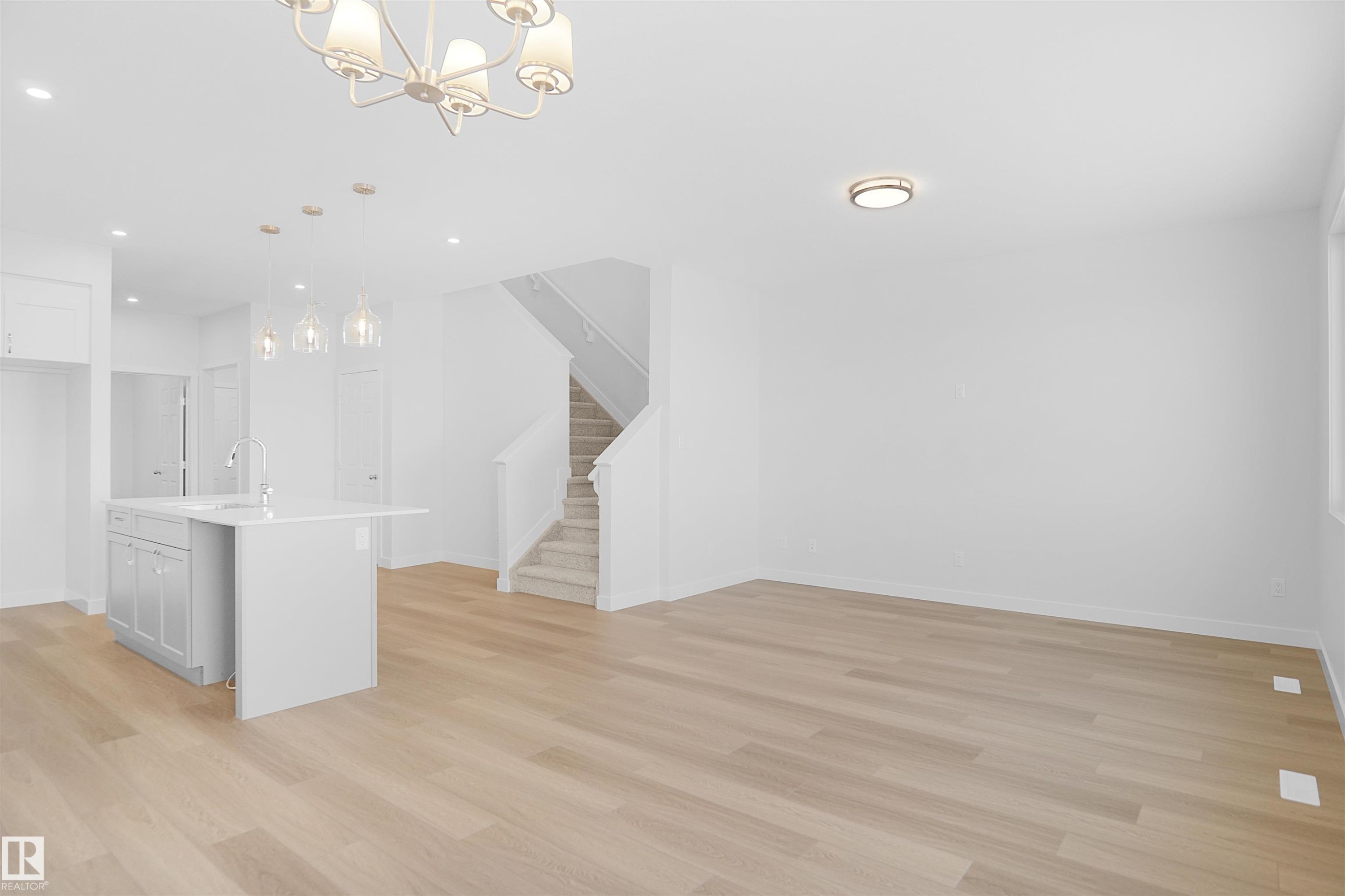 2124 210 Street, Edmonton, AB - Indoor Photo Showing Other Room