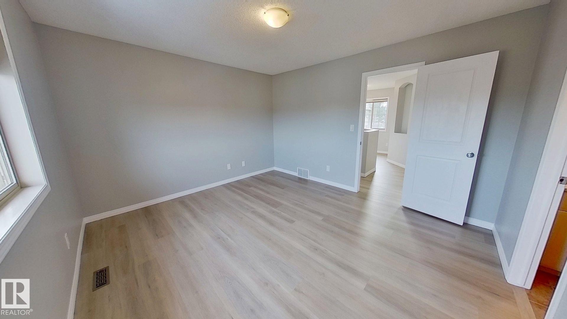 120 21 Summerwood Drive, Sherwood Park, AB